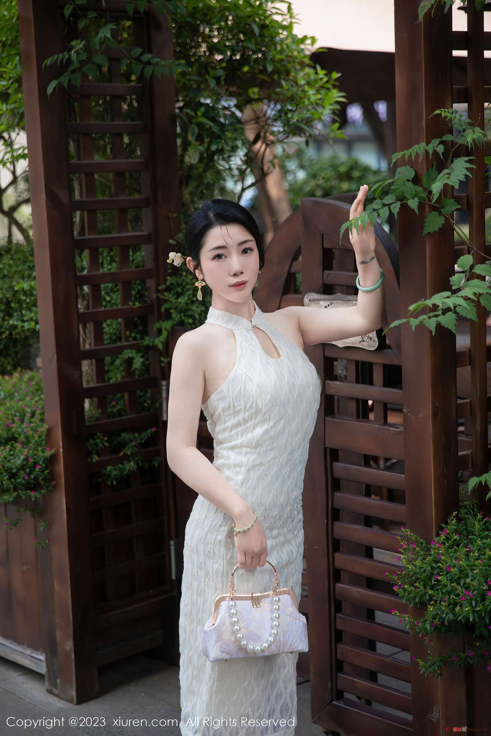 https://www.lss77.com/wp-content/uploads/2023/11/1698905228-b323b8172b42157-1600x2400.jpg