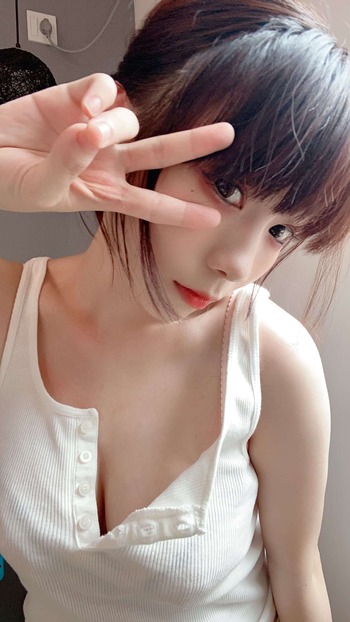 https://www.lss77.com/wp-content/uploads/2023/11/1699247714-c4de9fe96832a87-1350x2400.jpg