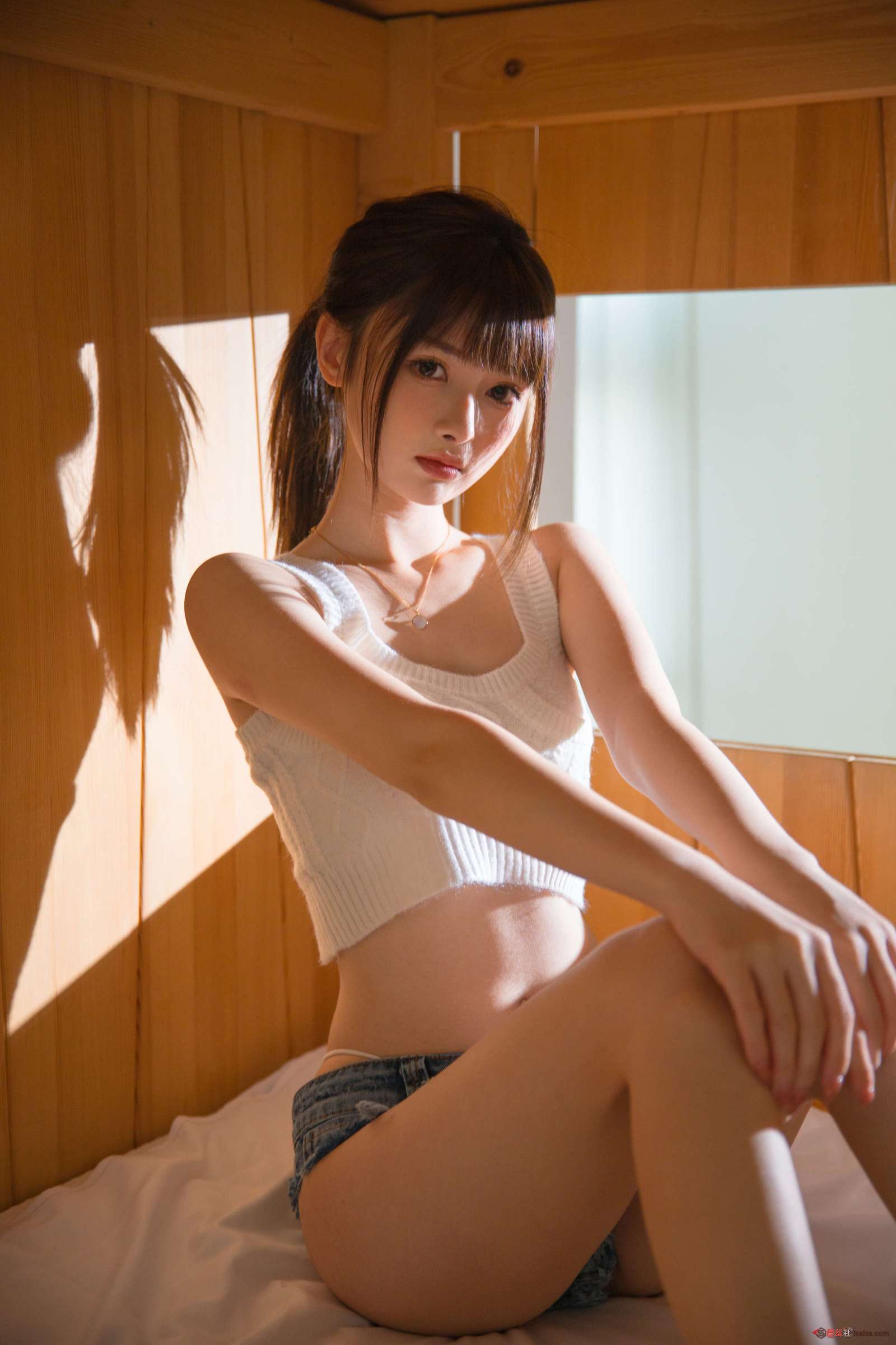 https://www.lss77.com/wp-content/uploads/2023/11/1699421213-d2490f048dc3b77-1600x2400.jpg