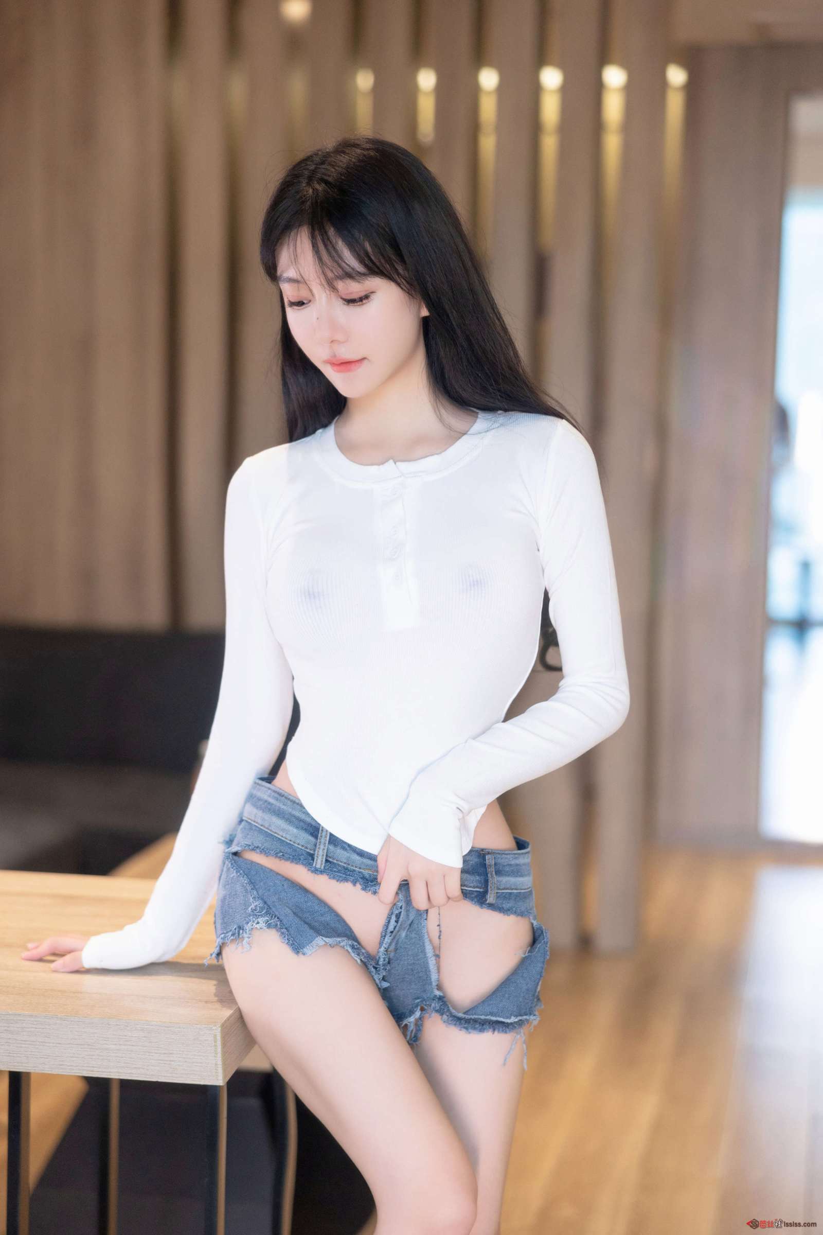 https://www.lss77.com/wp-content/uploads/2023/11/1699767883-738cccd4fda1724-1600x2400.jpg
