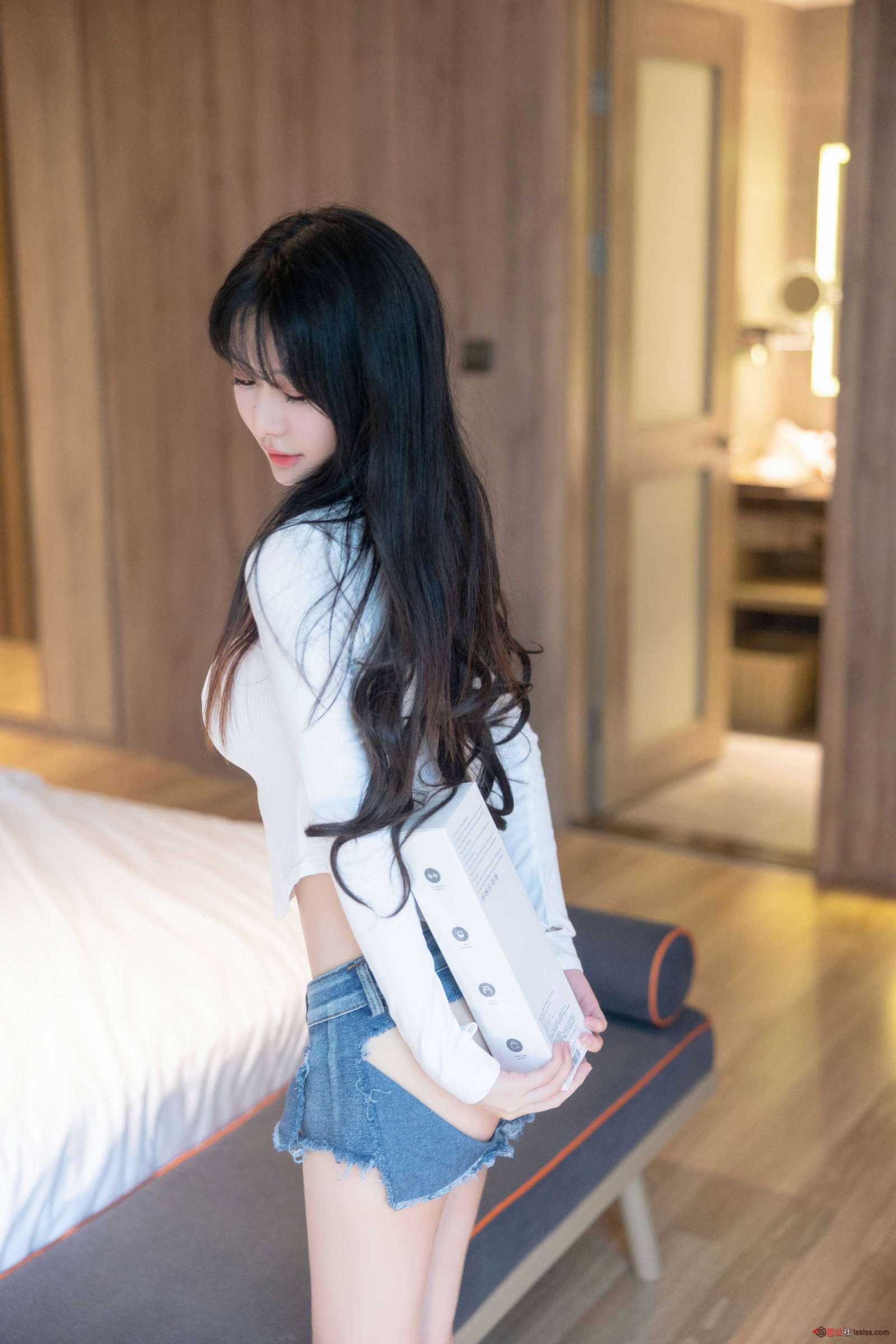 https://www.lss77.com/wp-content/uploads/2023/11/1699768136-b7923fe9afe7142-1600x2400.jpg