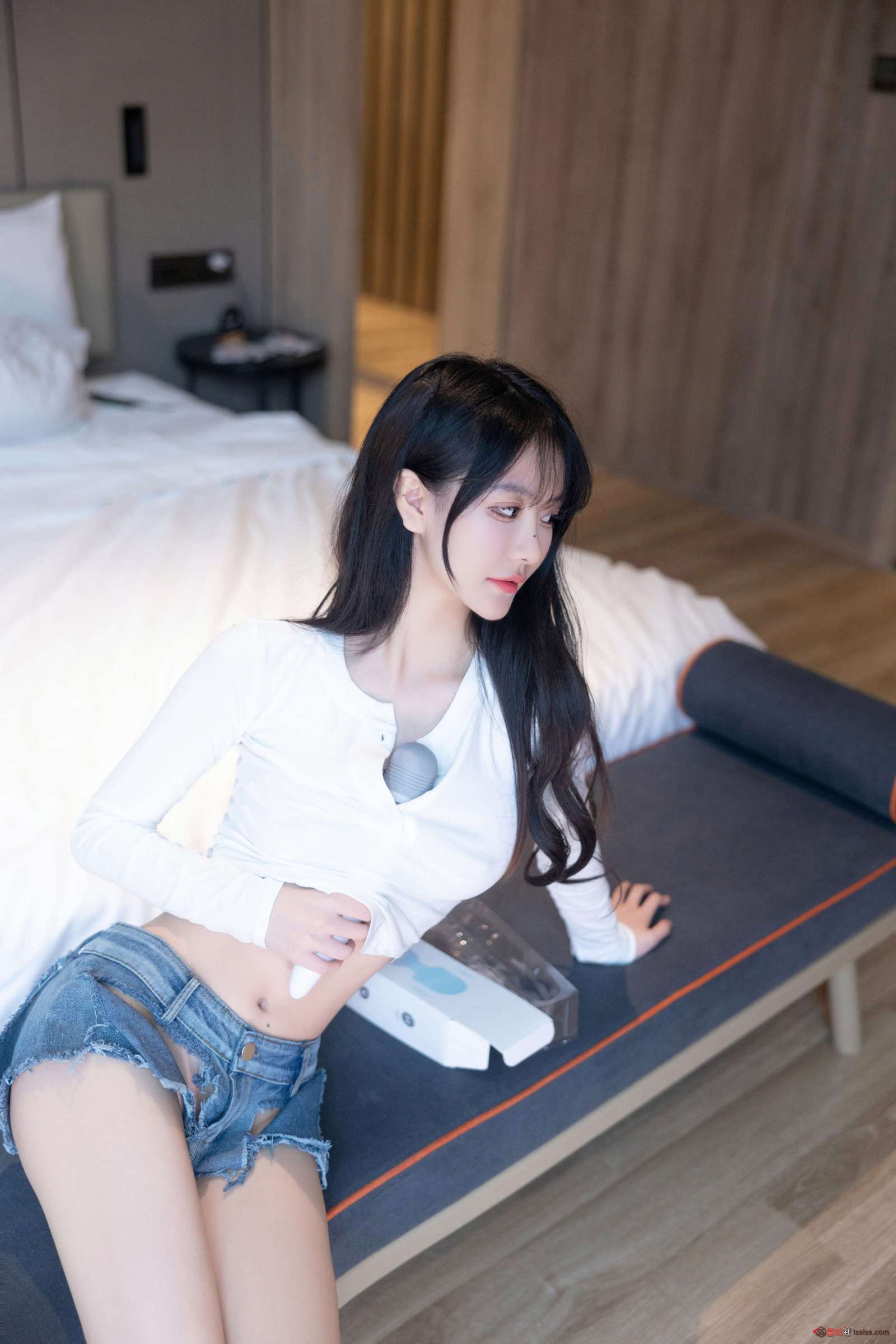 https://www.lss77.com/wp-content/uploads/2023/11/1699768175-b34f33d0bc25185-1600x2400.jpg
