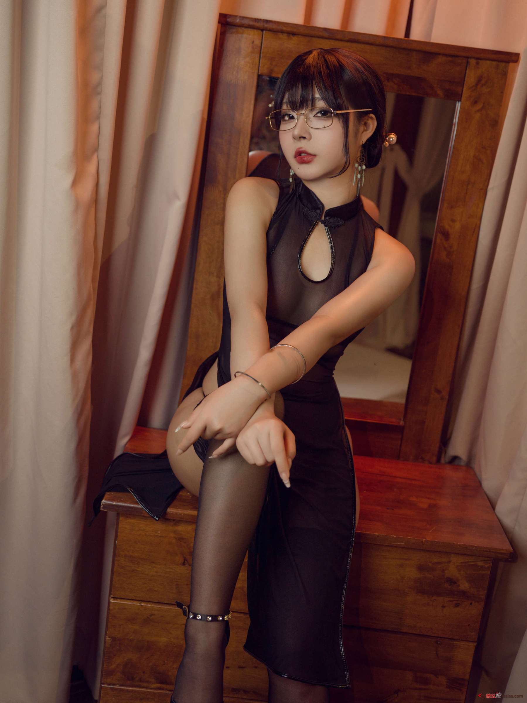https://www.lss77.com/wp-content/uploads/2023/11/1699948395-e46d0ac1f15ac7d-1799x2400.jpg