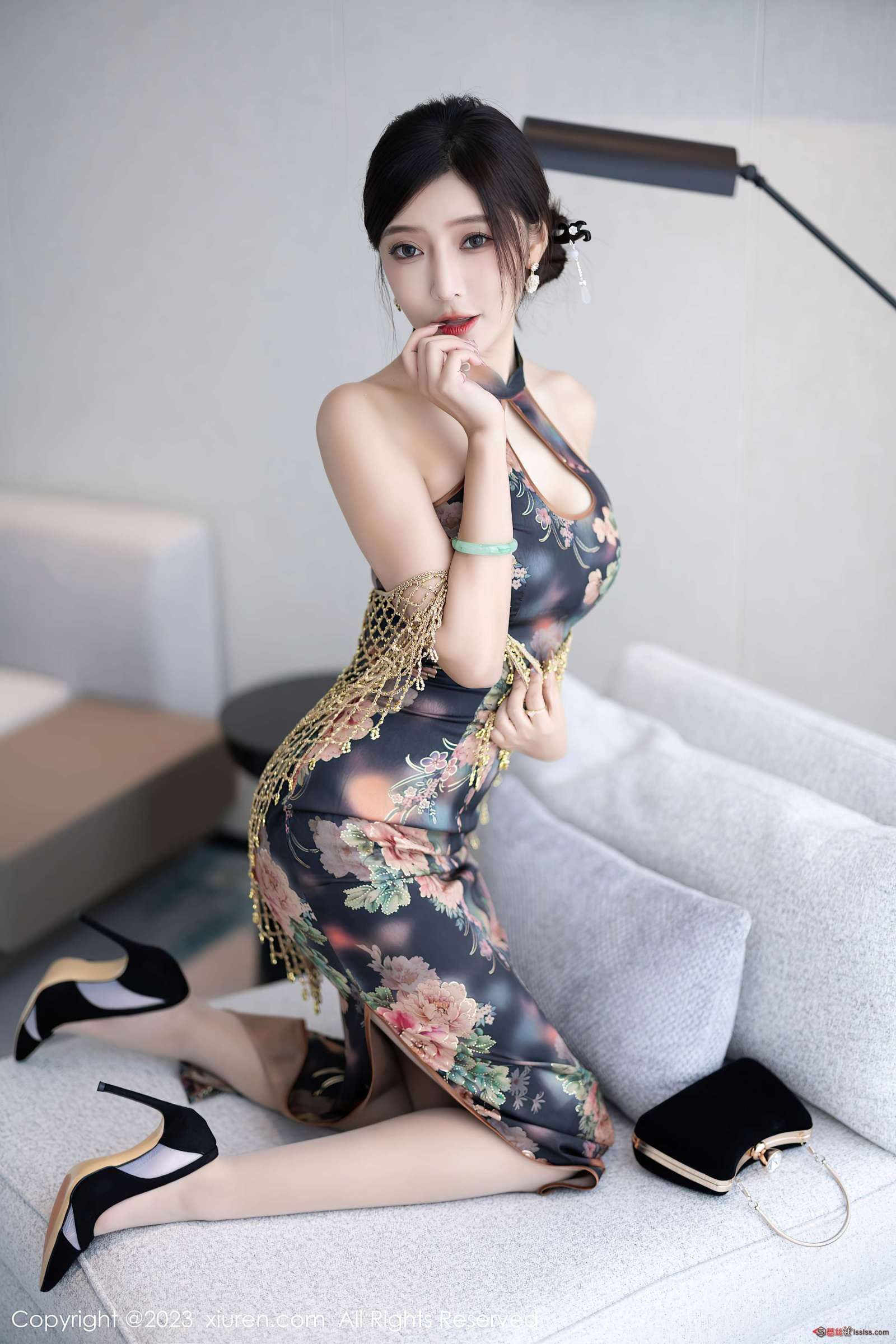 https://www.lss77.com/wp-content/uploads/2023/11/1700106019-1d0d2cade49078f-1600x2400.jpg