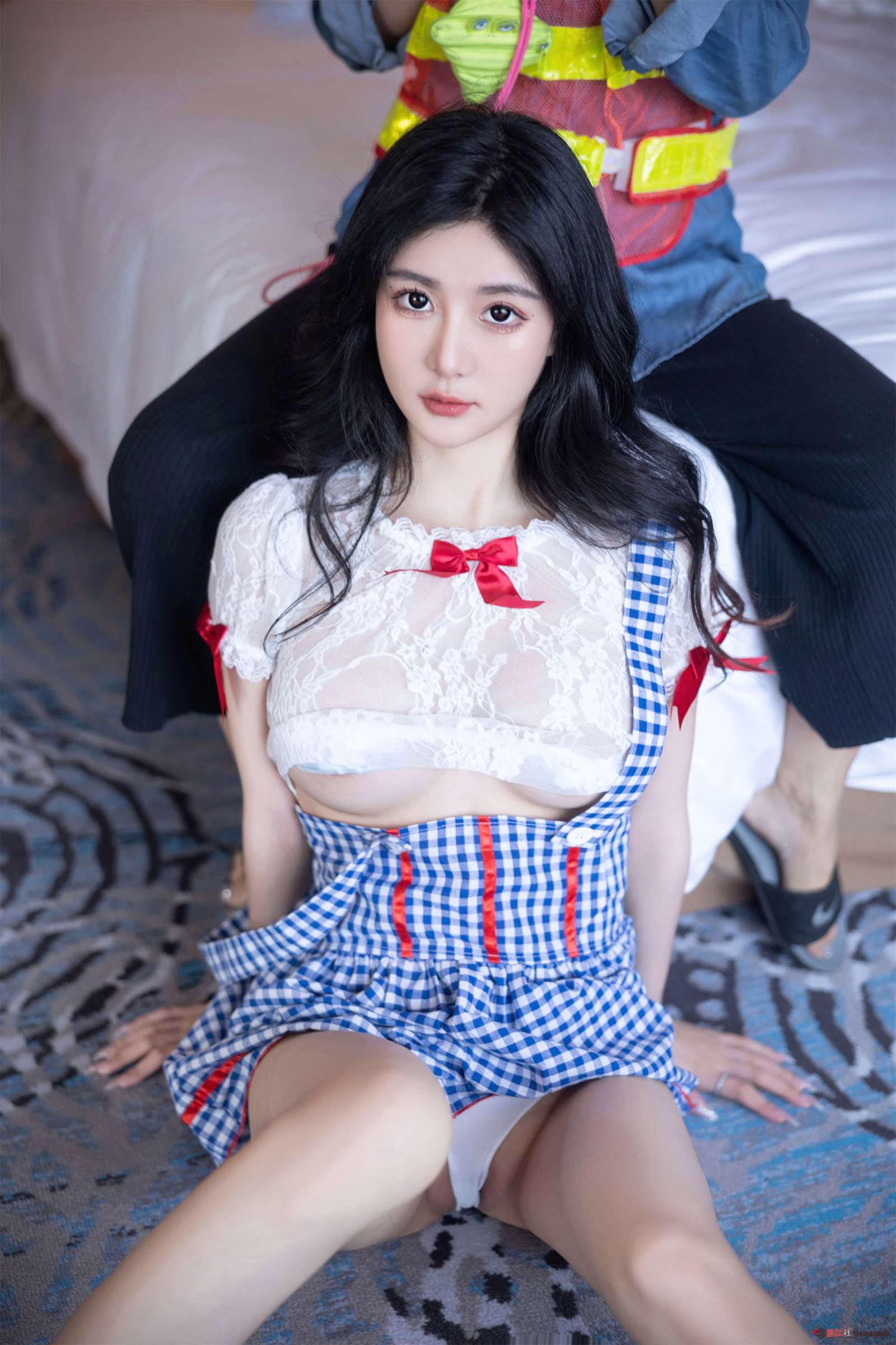 https://www.lss77.com/wp-content/uploads/2023/11/1700458716-75f56f82bbabc12-1600x2400.jpg