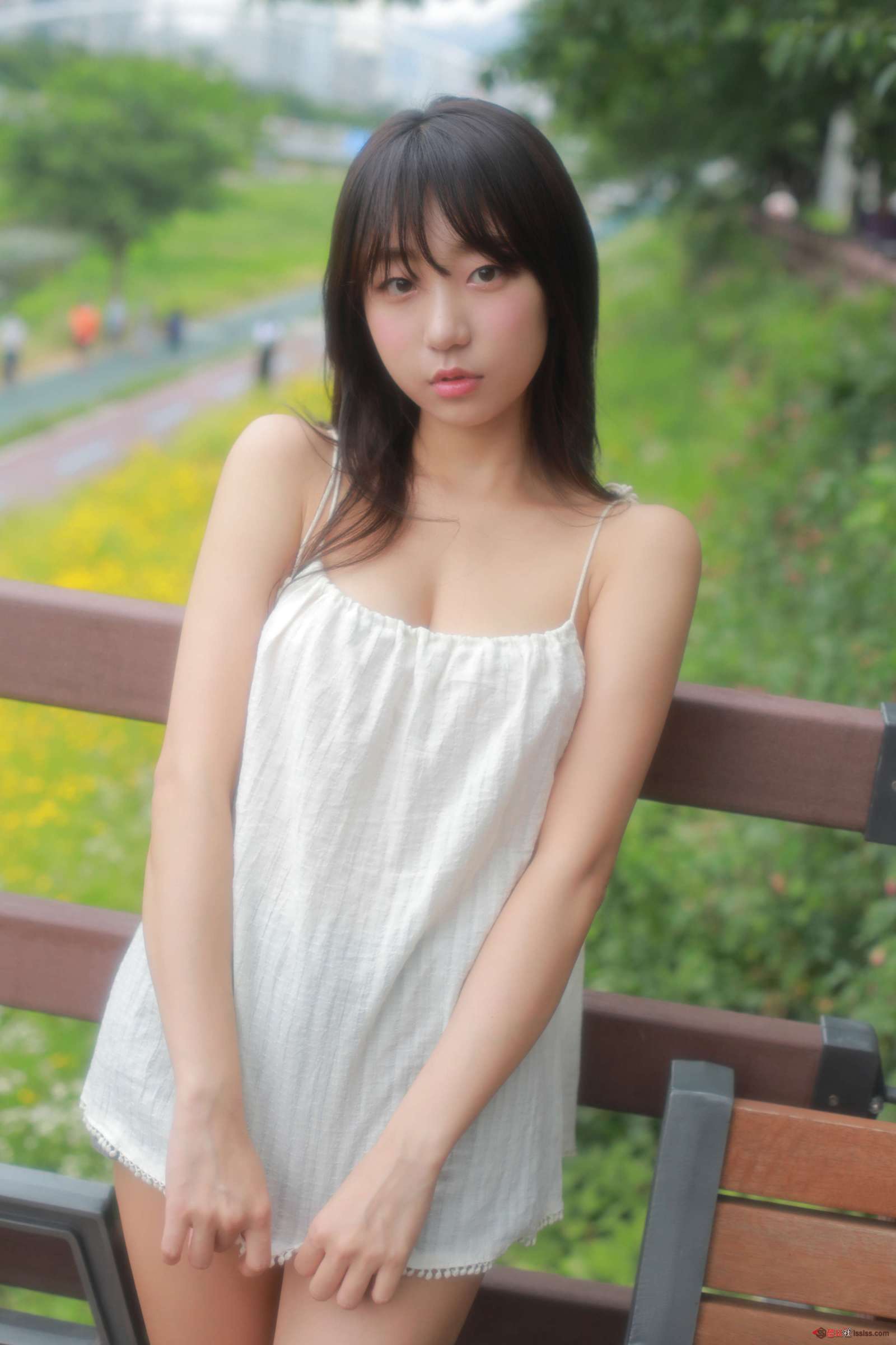 https://www.lss77.com/wp-content/uploads/2023/11/1701077777-7d06a9cf10f2e9e-1600x2400.jpg