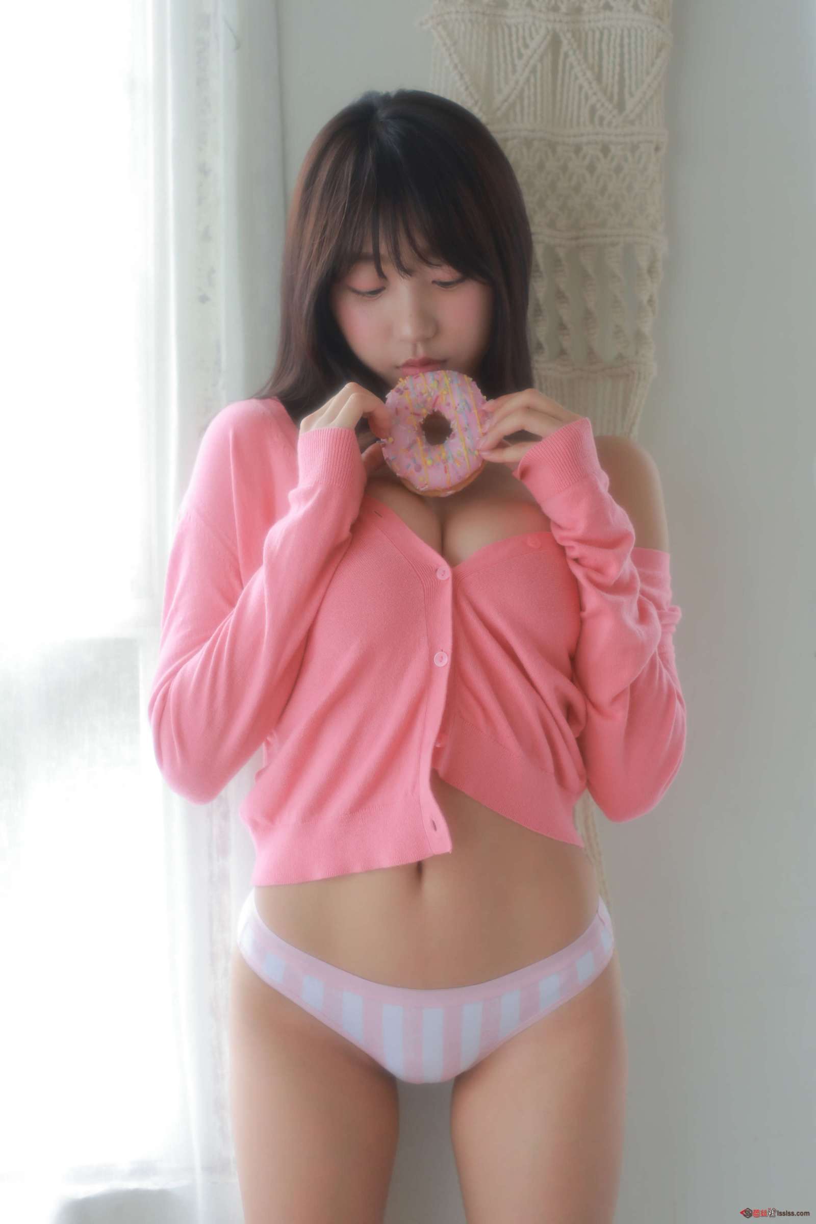 https://www.lss77.com/wp-content/uploads/2023/11/1701078068-f0935e4cd5920aa-1600x2400.jpg
