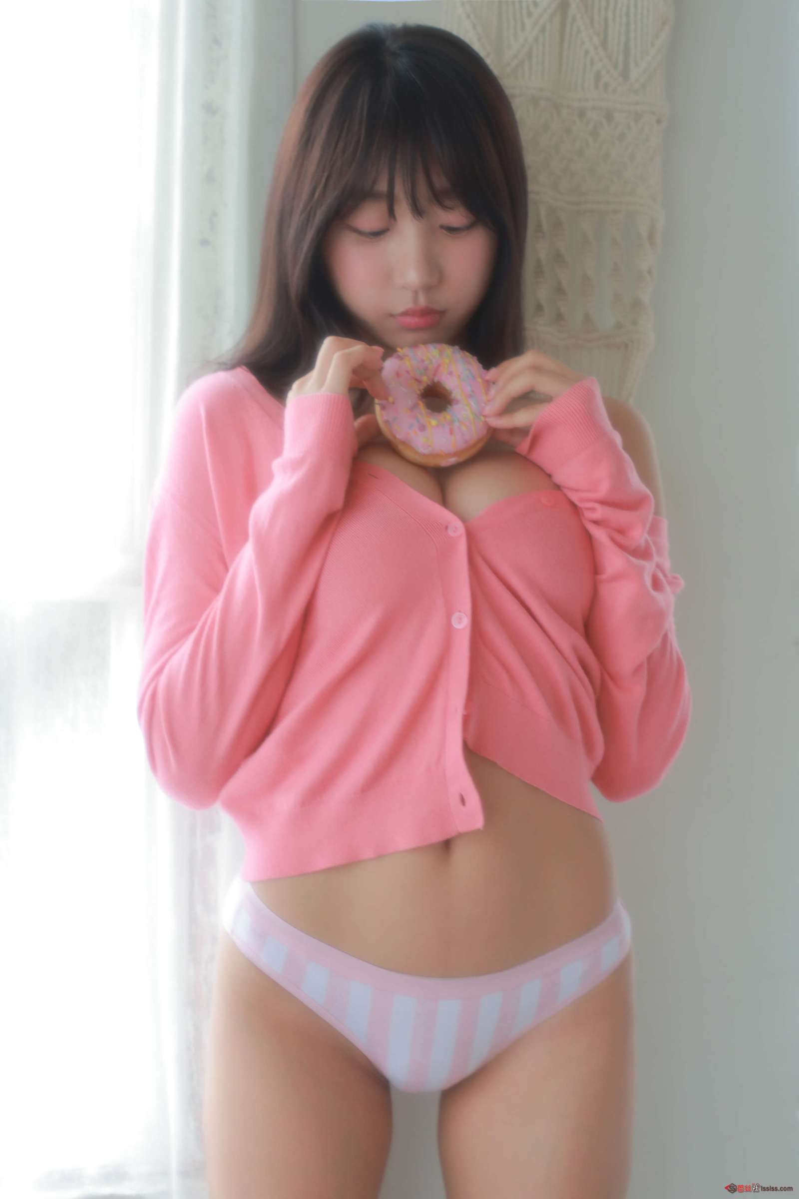https://www.lss77.com/wp-content/uploads/2023/11/1701078071-a97da629b098b75-1600x2400.jpg