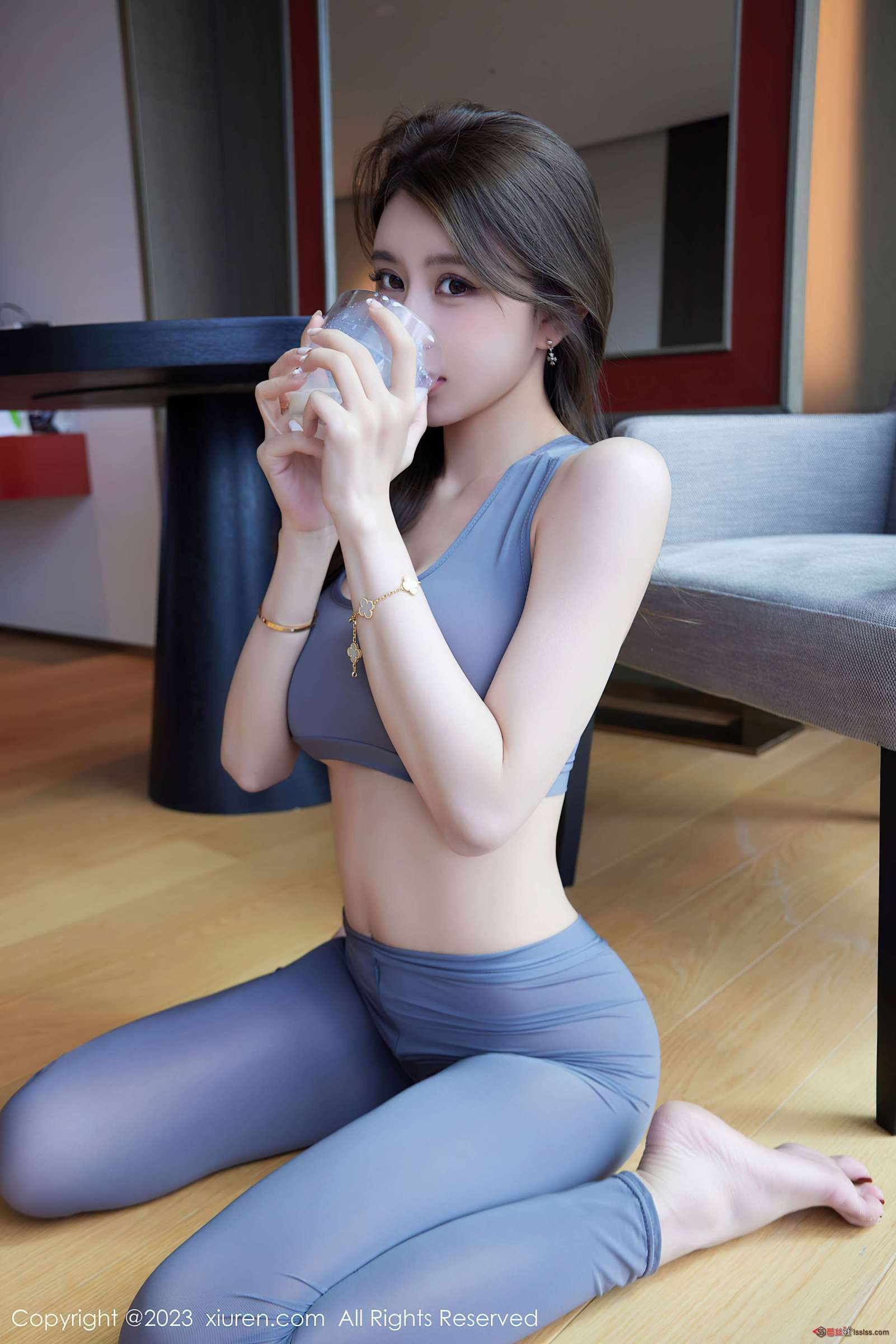 https://www.lss77.com/wp-content/uploads/2023/11/1701167949-0bb0666df4640d6-1601x2400.jpg