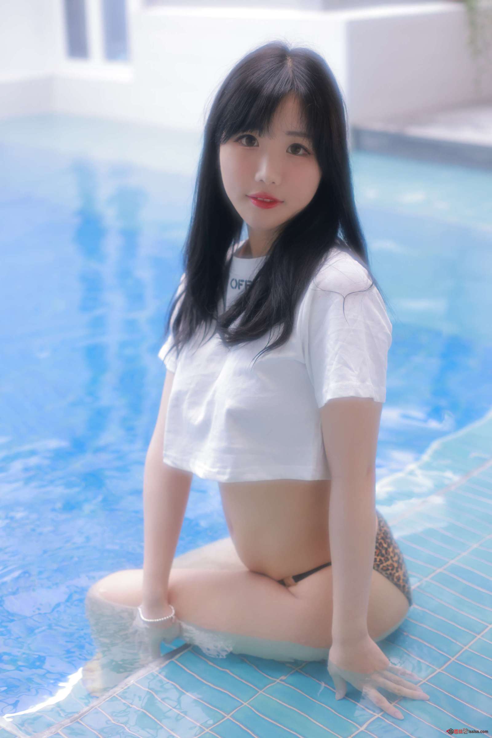 https://www.lss77.com/wp-content/uploads/2023/11/1701249363-f899139df5e1059-1601x2400.jpg
