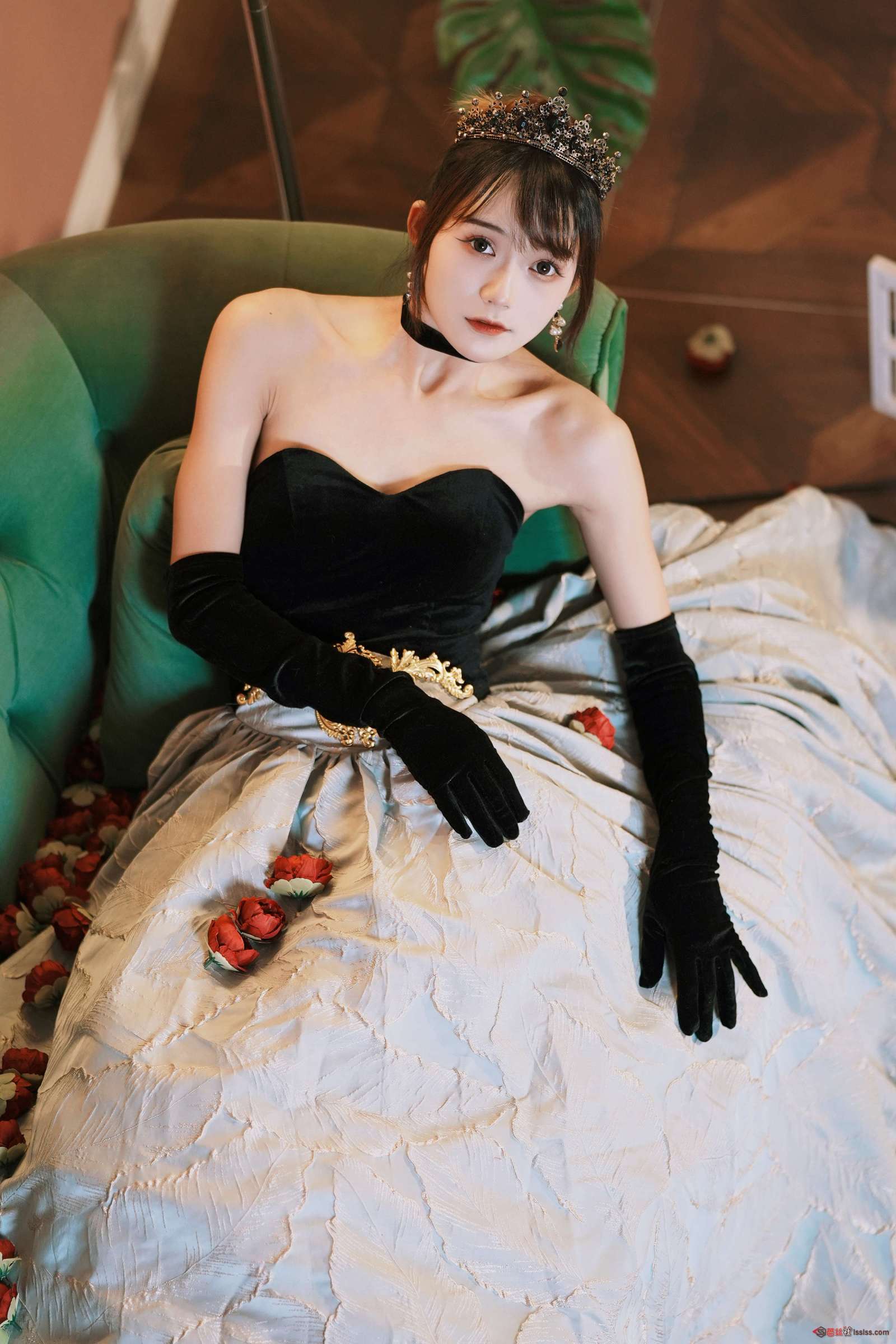 https://www.lss77.com/wp-content/uploads/2023/11/1701323053-8f03ad02c6cad60-1600x2400.jpg