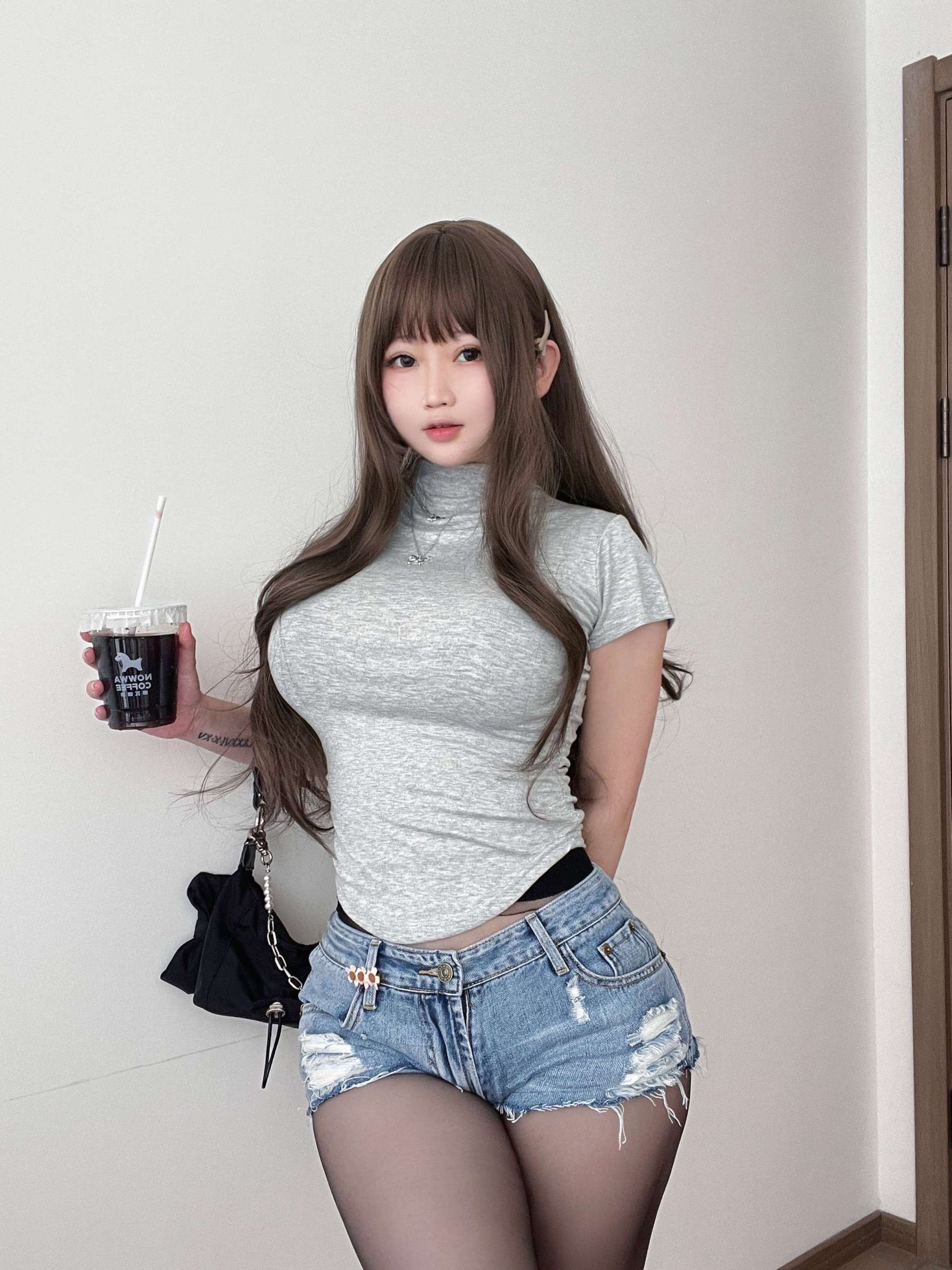 https://www.lss77.com/wp-content/uploads/2023/11/1701324939-dc5c7986daef50c-1800x2400.jpg