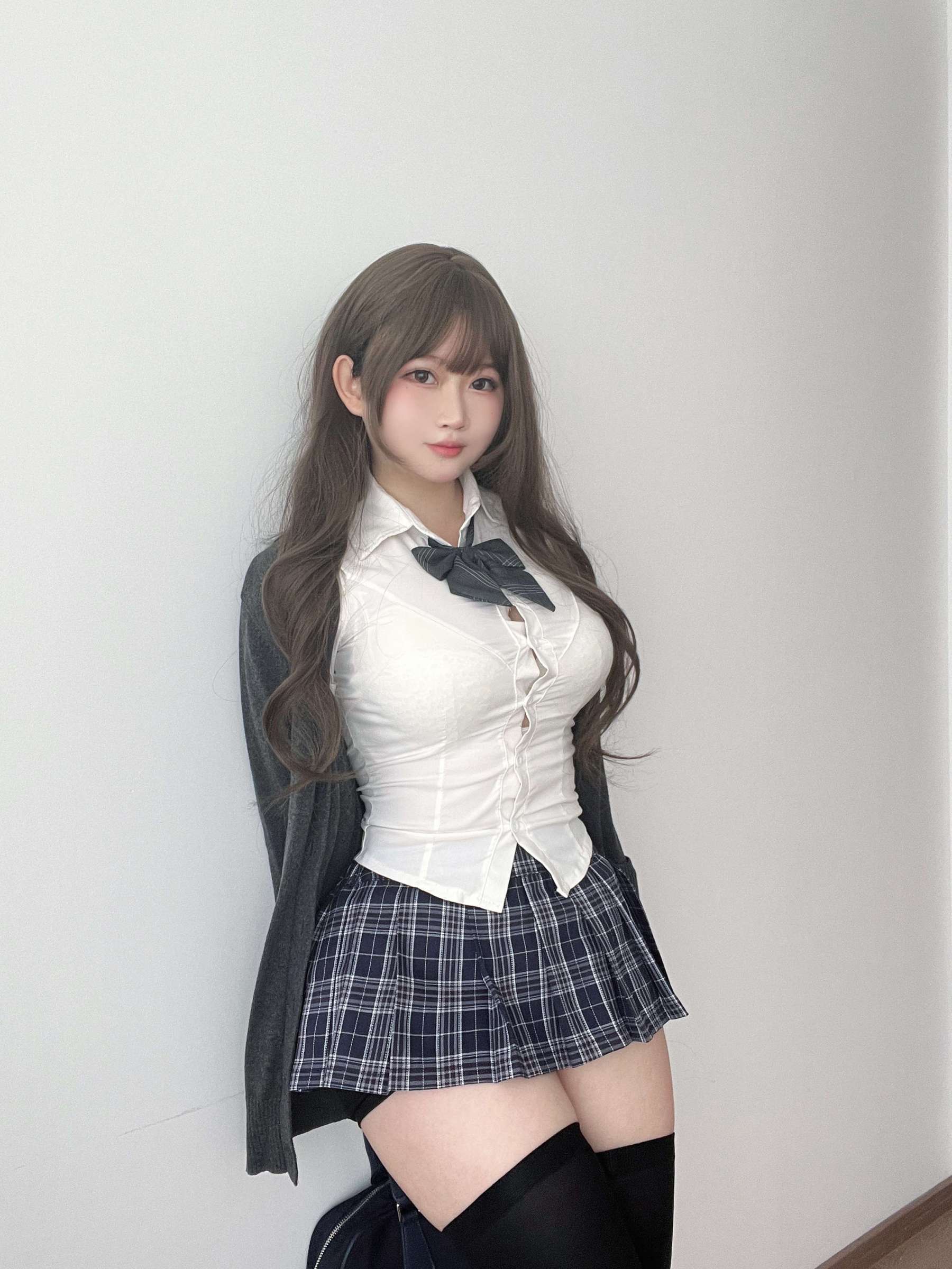 https://www.lss77.com/wp-content/uploads/2023/11/1701325024-568628e0d993b19-1800x2400.jpg