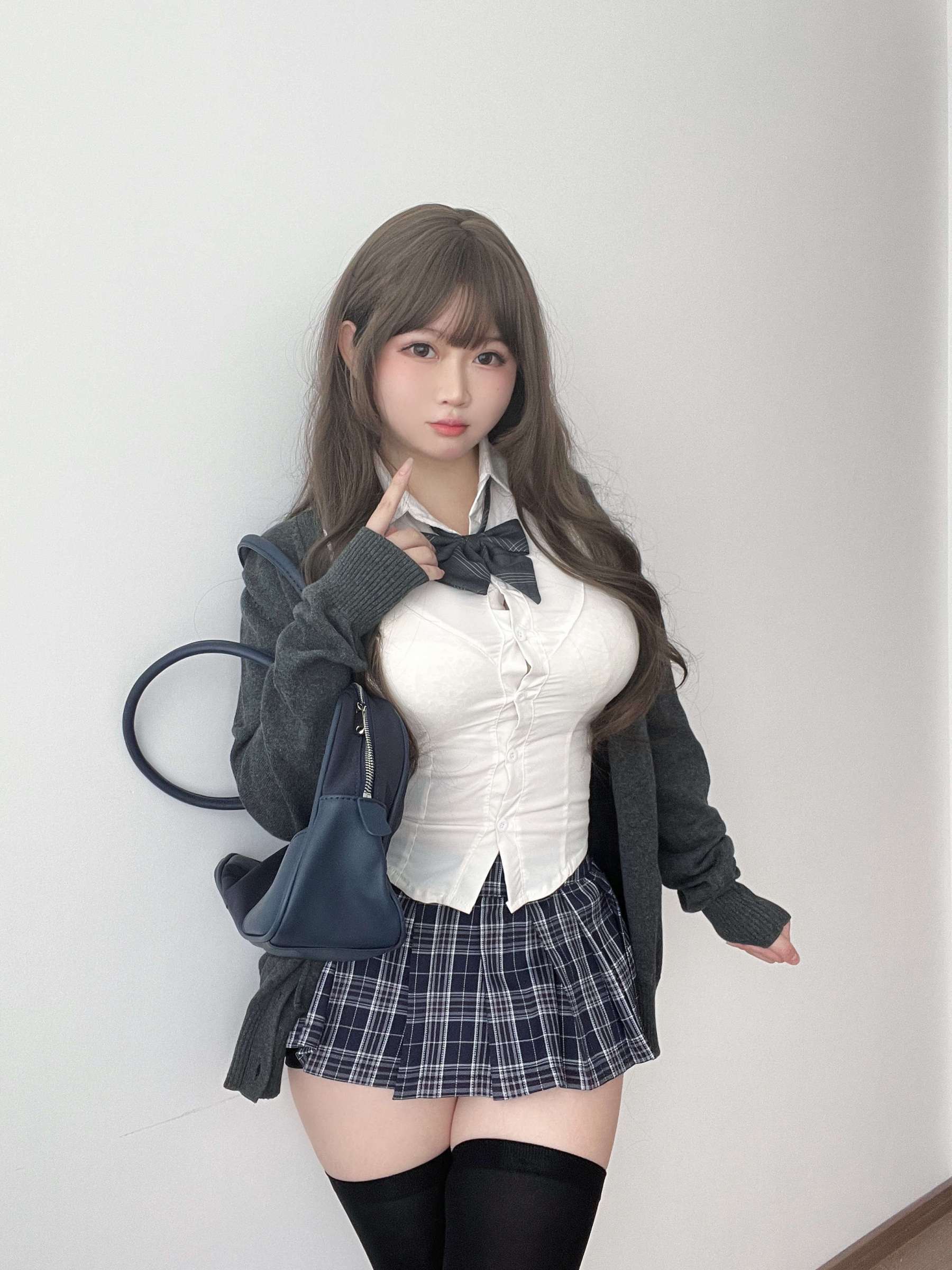 https://www.lss77.com/wp-content/uploads/2023/11/1701325044-9e94b15ed312fa4-1800x2400.jpg