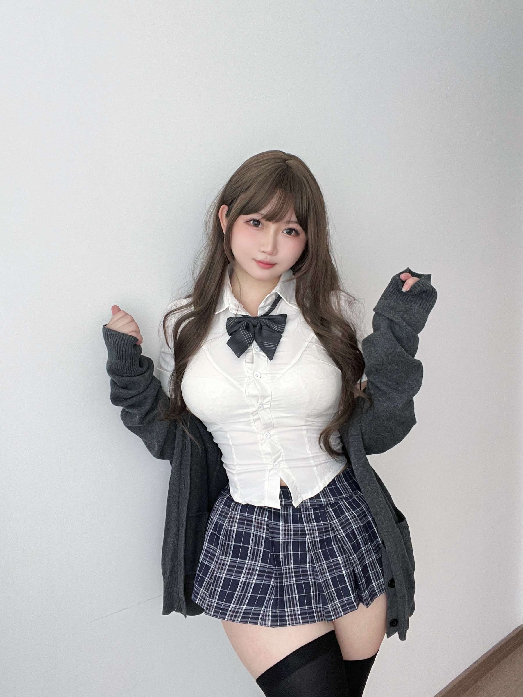 https://www.lss77.com/wp-content/uploads/2023/11/1701325062-a13ee062eff9d72-1800x2400.jpg