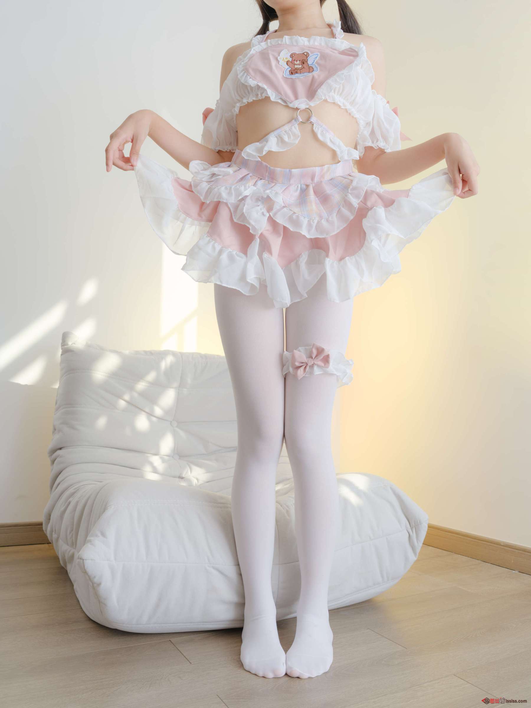 https://www.lss77.com/wp-content/uploads/2023/12/1701577910-5c7d5705ab73466-1800x2400.jpg