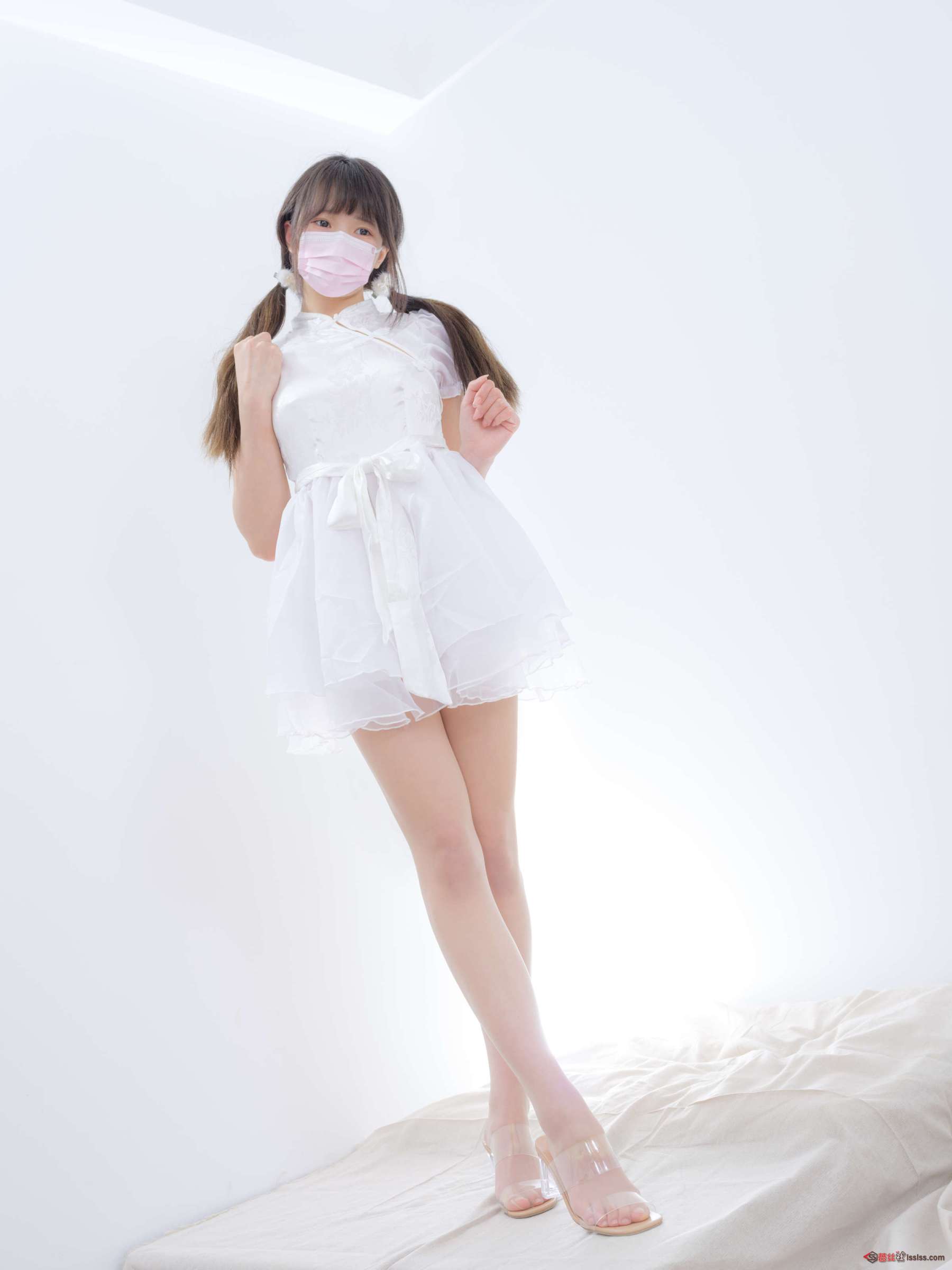 https://www.lss77.com/wp-content/uploads/2023/12/1701589939-fcd04e26e900e94-1800x2400.jpg