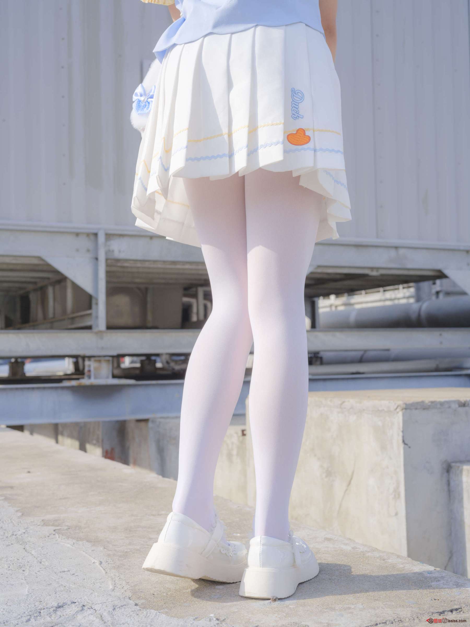 https://www.lss77.com/wp-content/uploads/2023/12/1701590453-d33f67c5652acb3-1800x2400.jpg