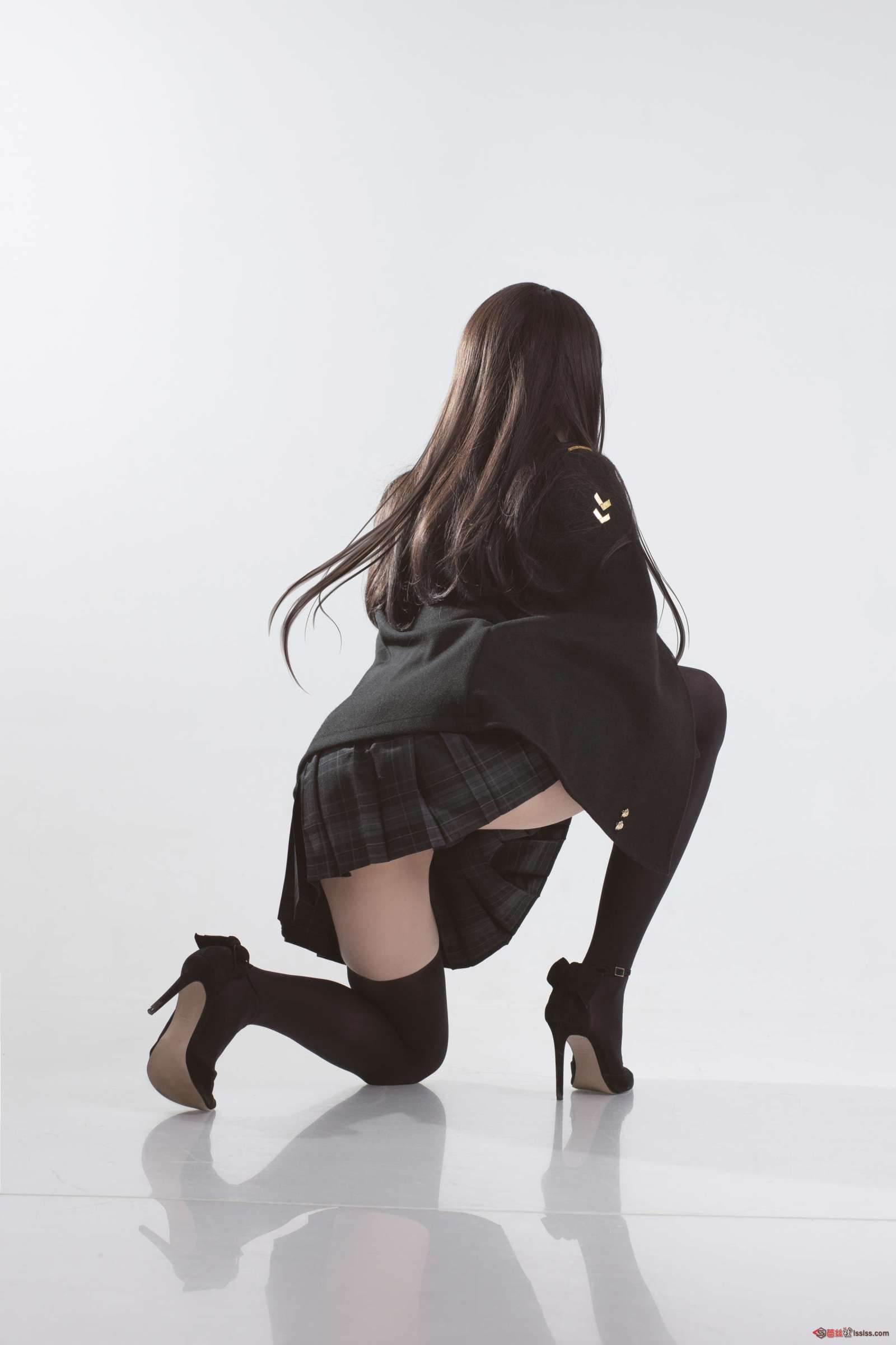 https://www.lss77.com/wp-content/uploads/2023/12/1701855498-af032fbcb07ffc7-1600x2400.jpg