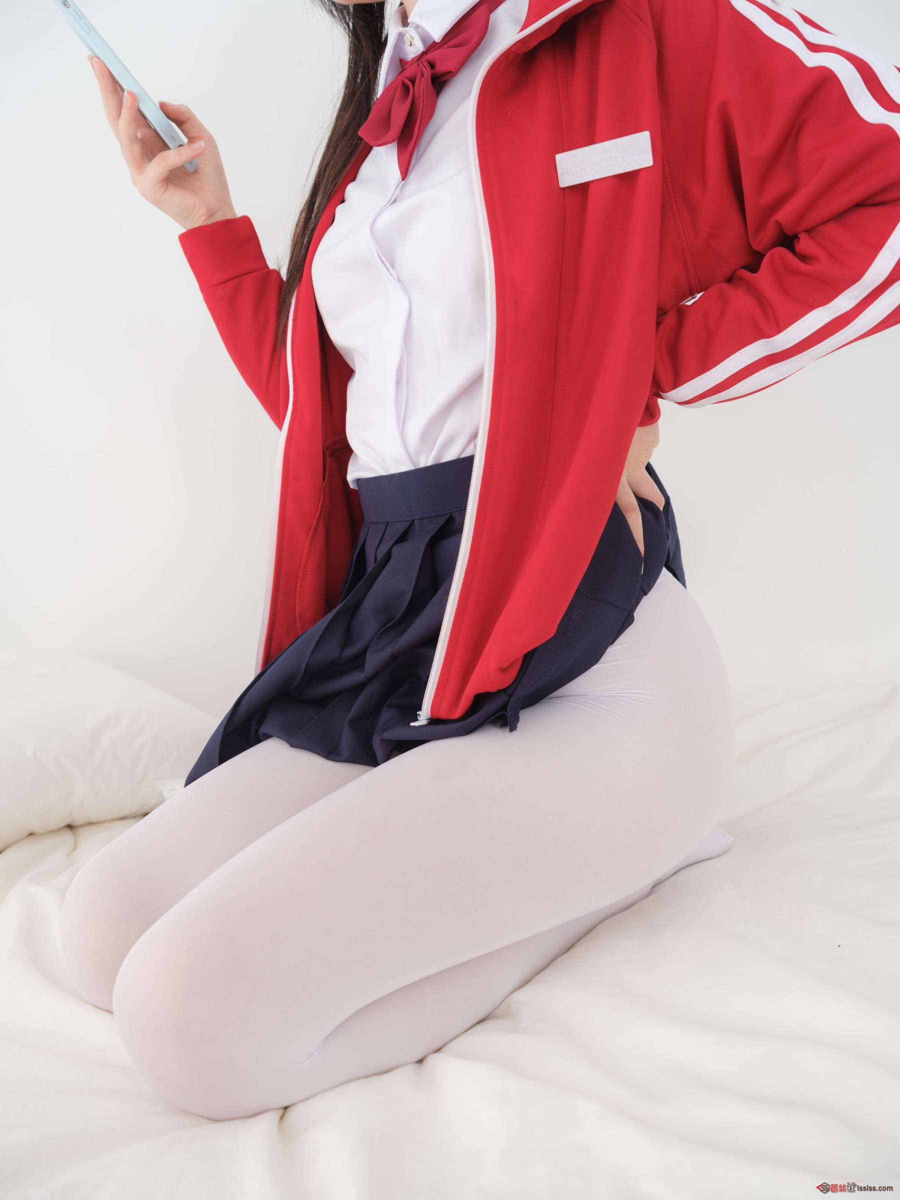 https://www.lss77.com/wp-content/uploads/2023/12/1702028967-e88a49bccde359f-1800x2400.jpg