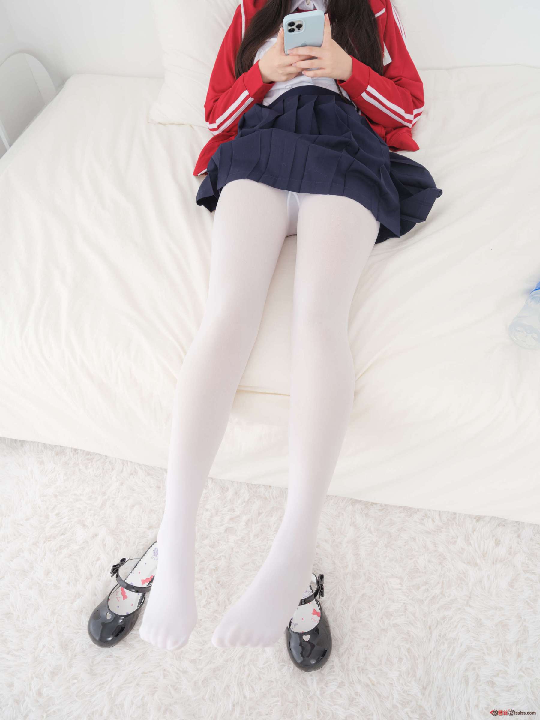 https://www.lss77.com/wp-content/uploads/2023/12/1702029008-ce08becc73195df-1800x2400.jpg