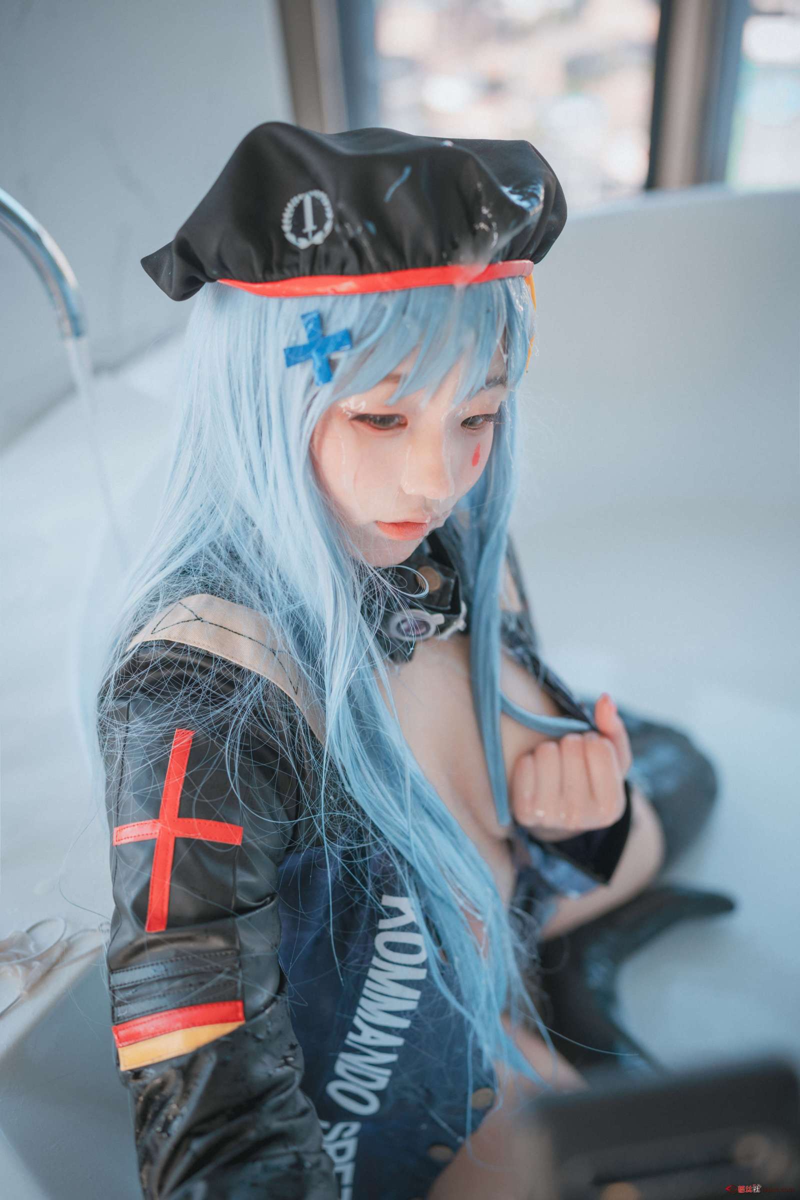 https://www.lss77.com/wp-content/uploads/2023/12/1702552353-01161aaa0b6d134-1600x2400.jpg