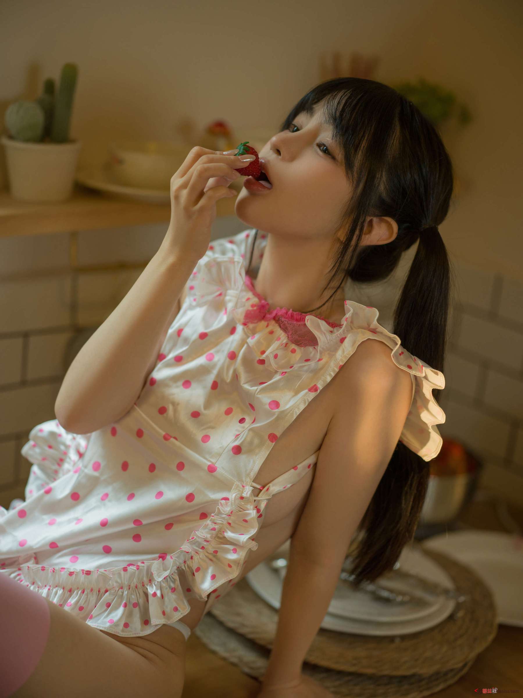 https://www.lss77.com/wp-content/uploads/2023/12/1702623354-2c62105ee18ecd5-1799x2400.jpg