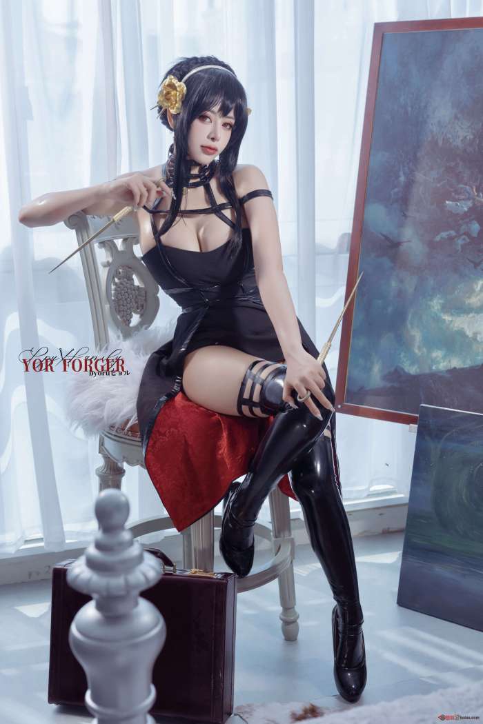 Byoru – Yor Forger Set [48P8V581MB]