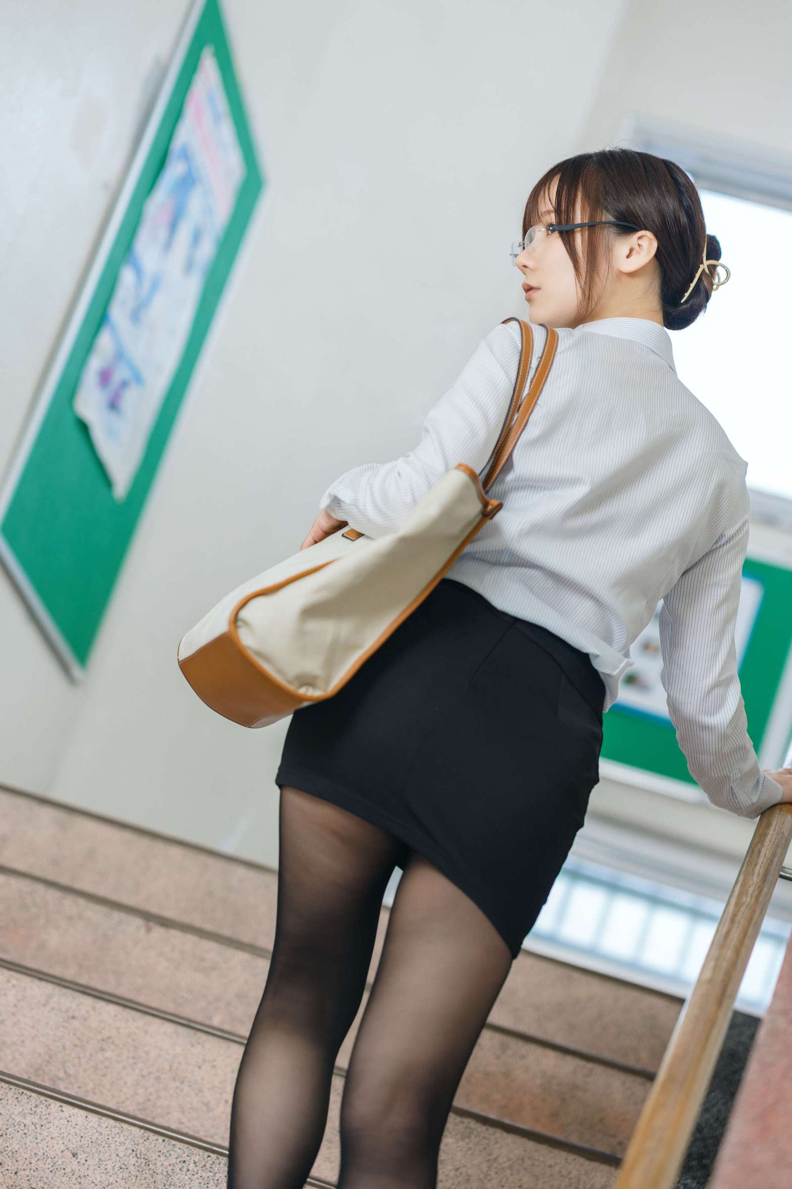 https://www.lss77.com/wp-content/uploads/2023/12/1702981317-c20ad4d76fe9775-1600x2400.jpg