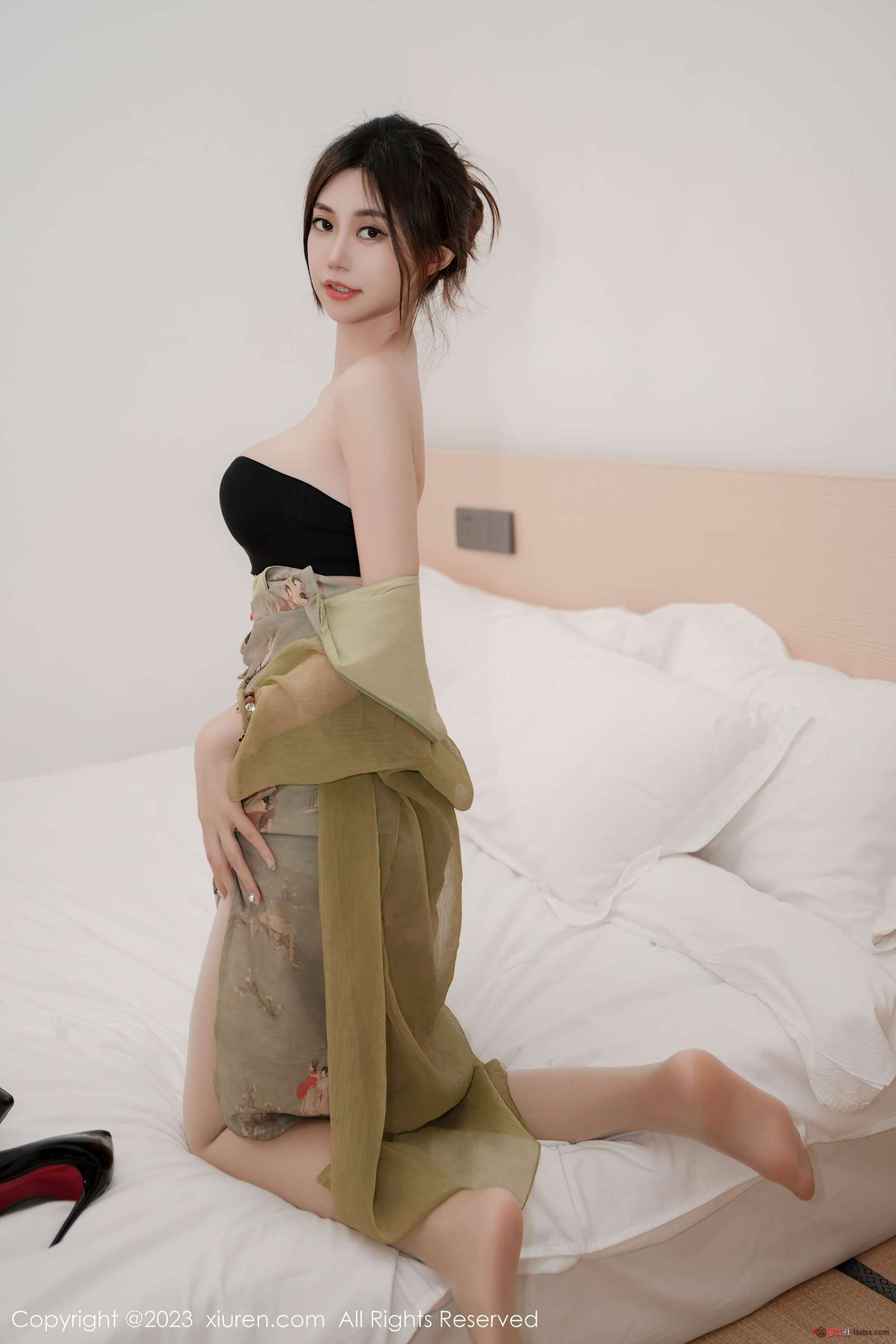 https://www.lss77.com/wp-content/uploads/2023/12/1703225443-aecdffd6ed3edae-1600x2400.jpg