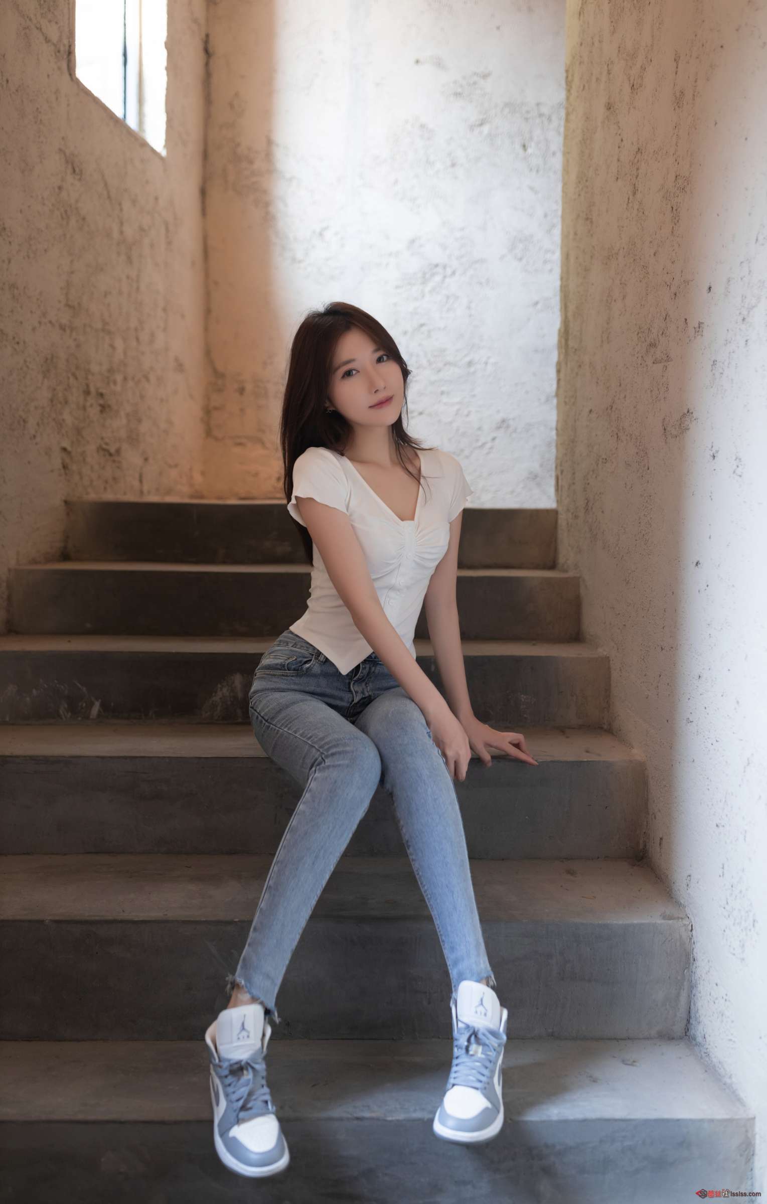https://www.lss77.com/wp-content/uploads/2023/12/1703240600-ce08becc73195df-1529x2400.jpg