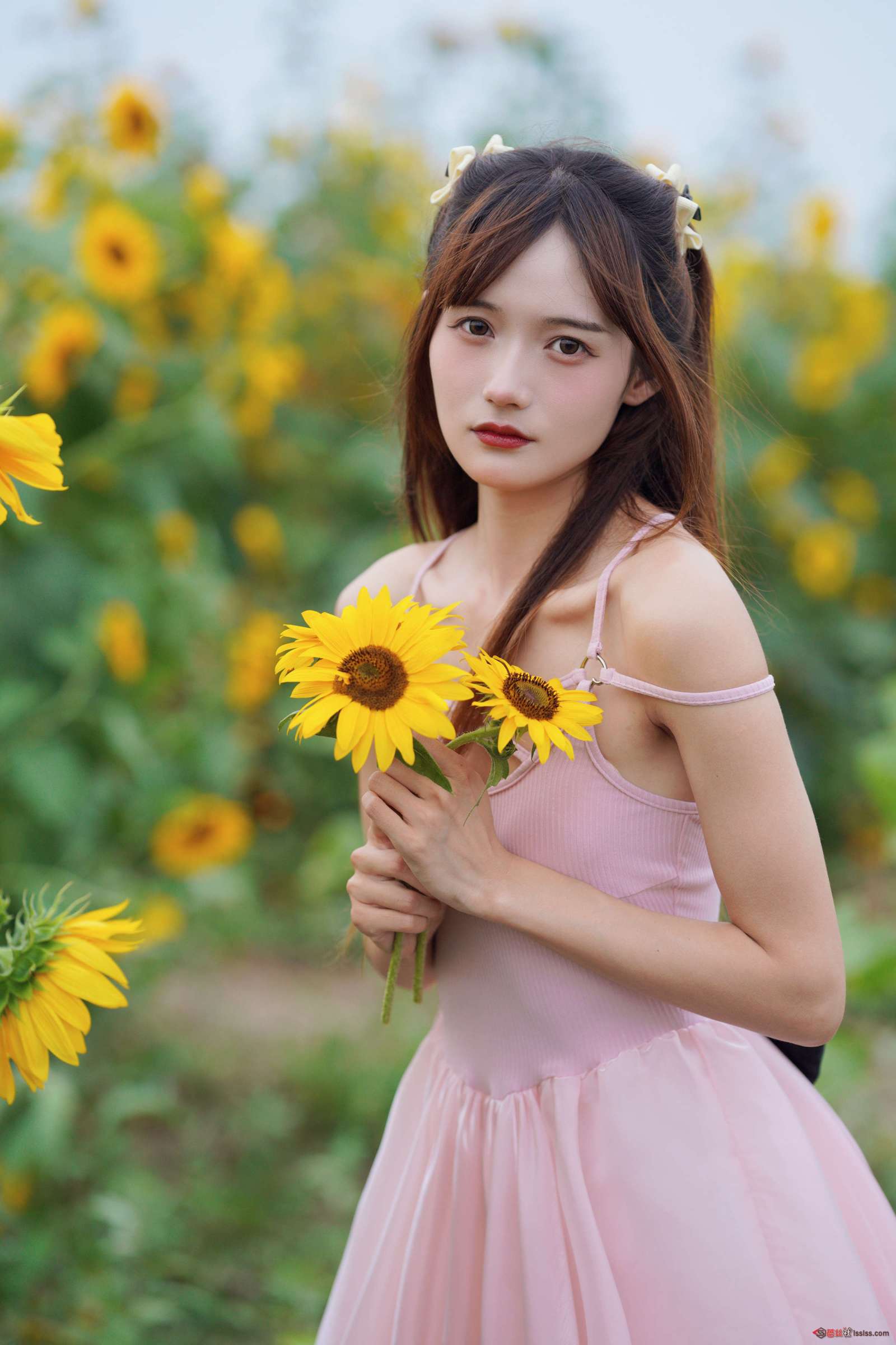 https://www.lss77.com/wp-content/uploads/2023/12/1703333185-6512bd43d9caa6e-1600x2400.jpg