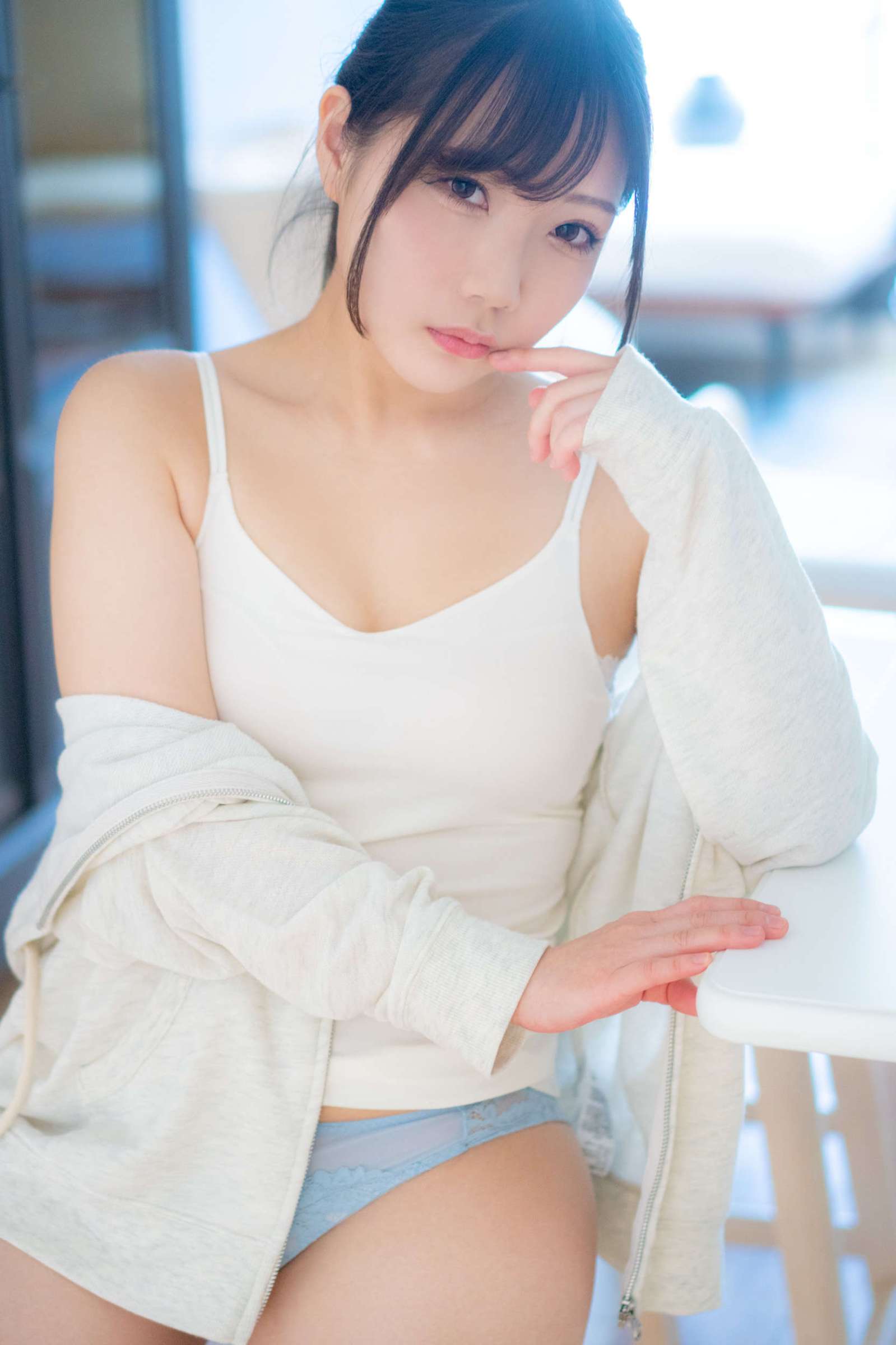 https://www.lss77.com/wp-content/uploads/2023/12/1703333913-bff82d18862ce94-1599x2400.jpg