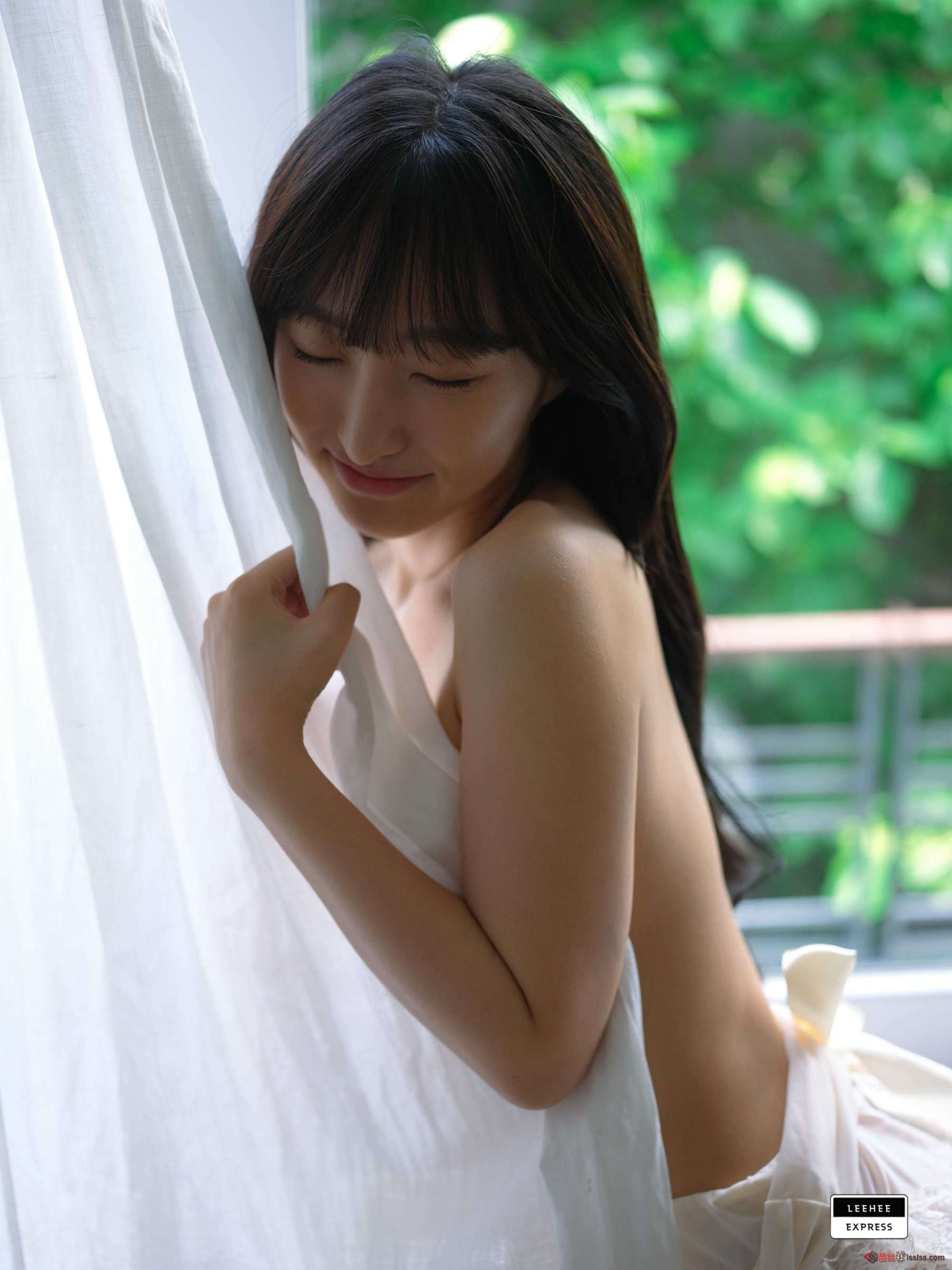https://www.lss77.com/wp-content/uploads/2023/12/1703333916-2f1ee6251bc23a0-1800x2400.jpg