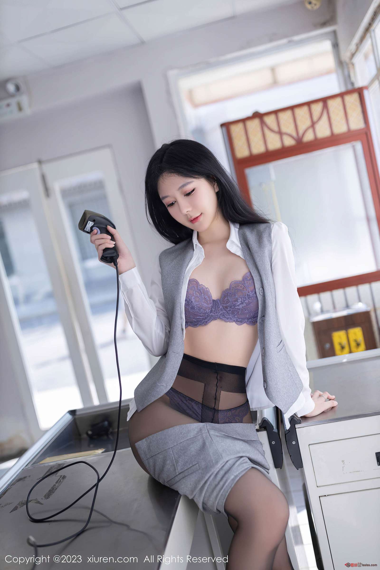 https://www.lss77.com/wp-content/uploads/2023/12/1703836057-02d4c7920bb22a9-1600x2400.jpg
