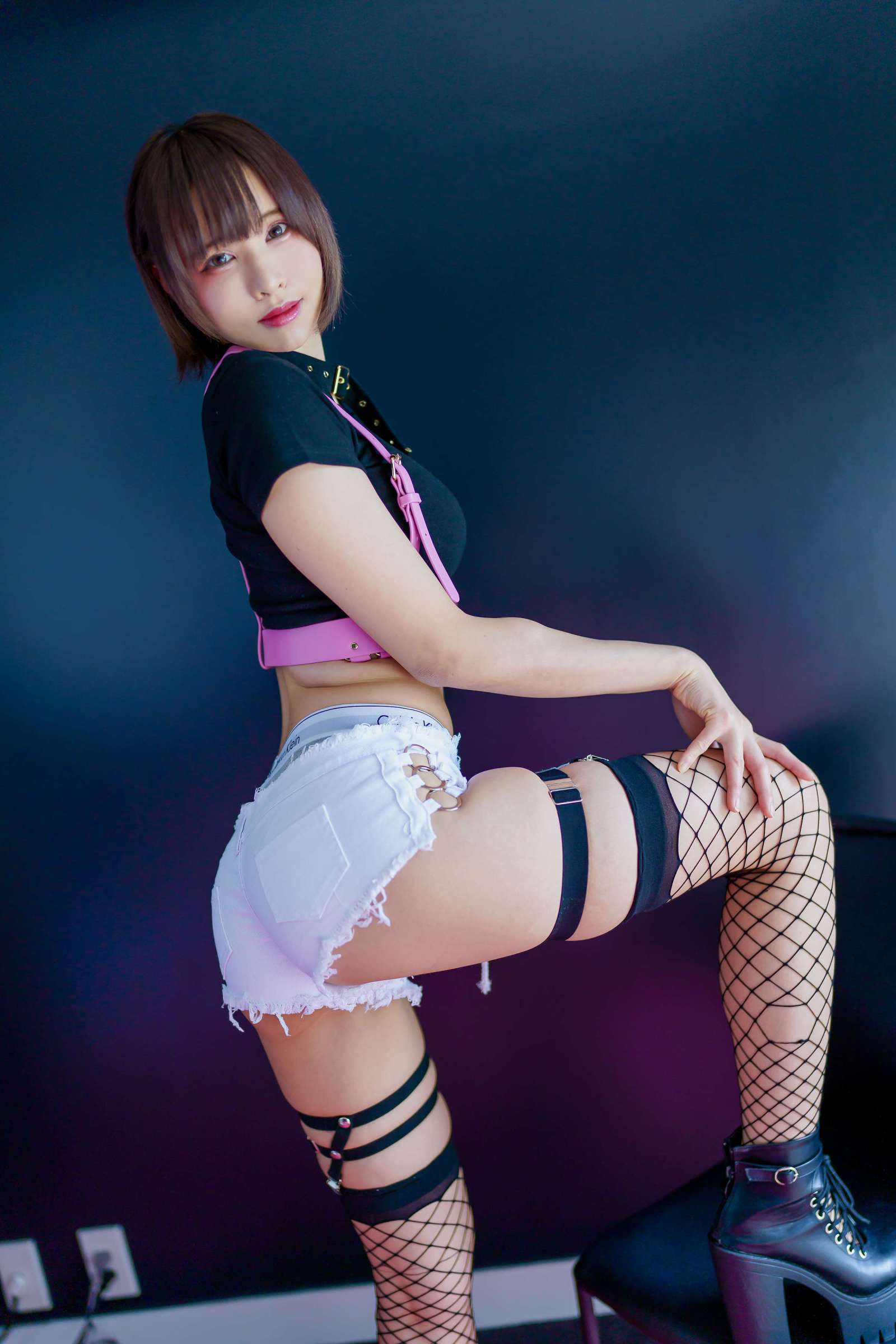 https://www.lss77.com/wp-content/uploads/2024/01/1704083189-69adc1e107f7f7d-1600x2400.jpg
