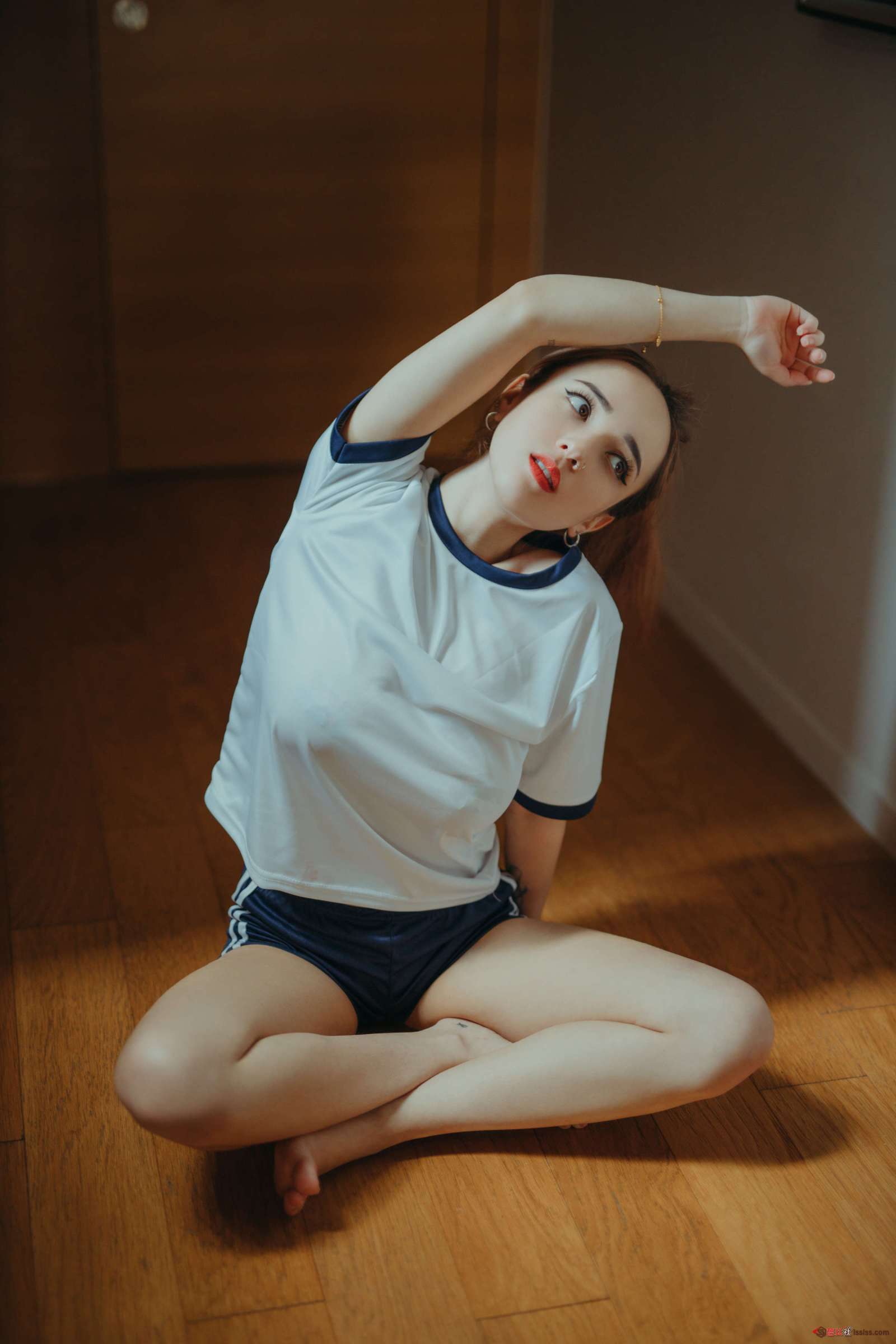 https://www.lss77.com/wp-content/uploads/2024/01/1704111728-871c14878fa75bc-1600x2400.jpg