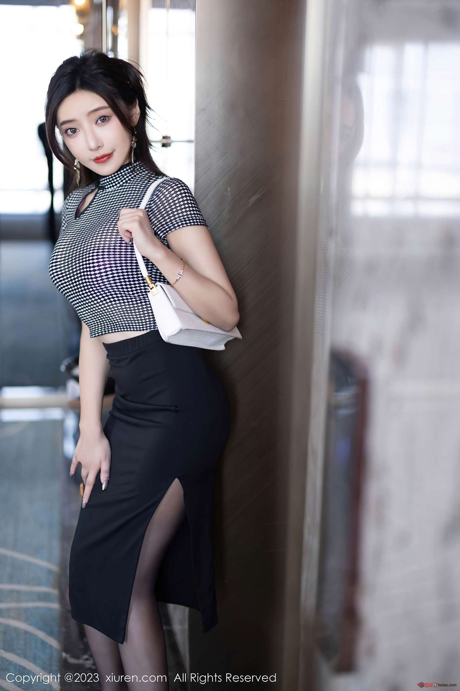 https://www.lss77.com/wp-content/uploads/2024/01/1704254550-fcd04e26e900e94-1600x2400.jpg