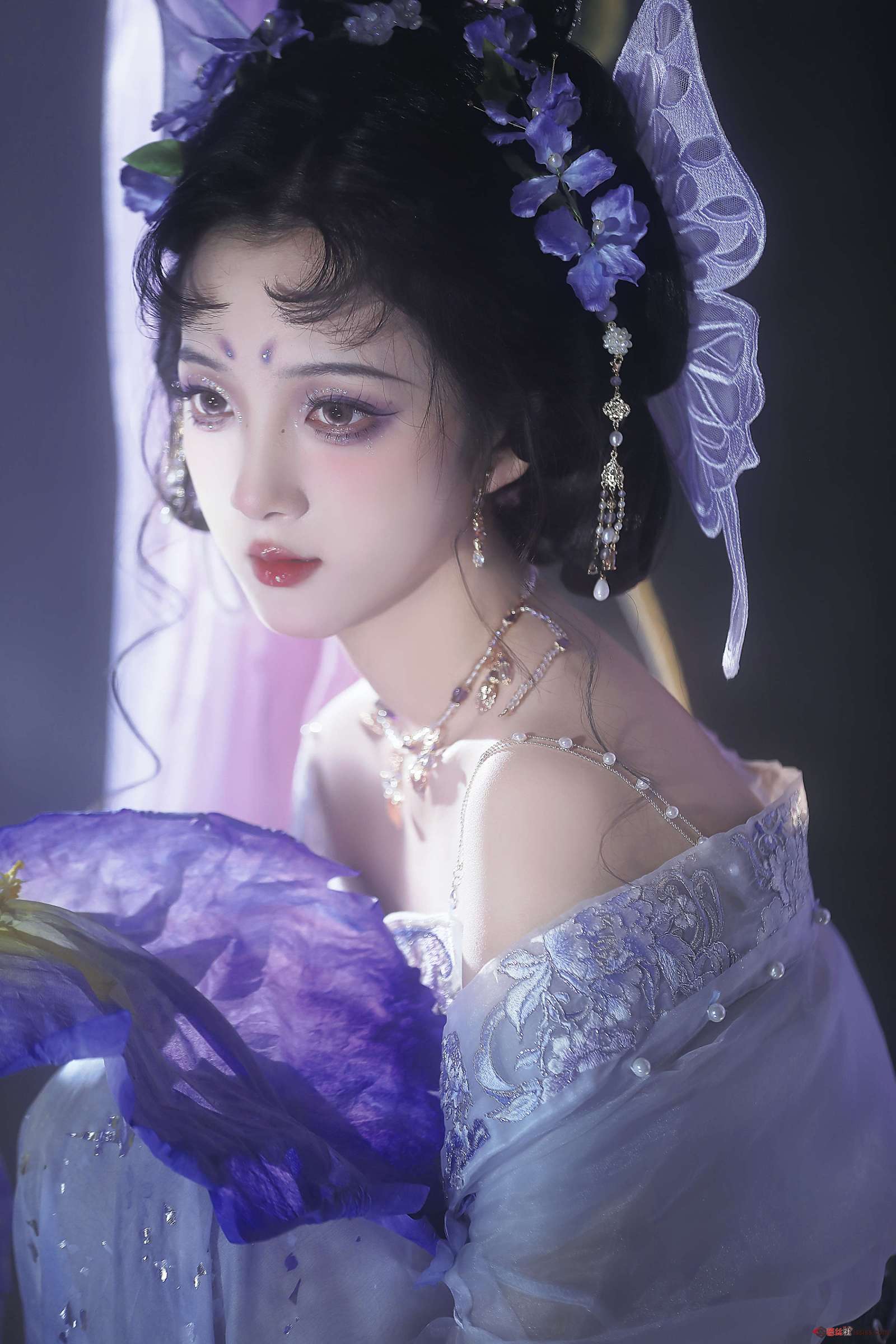 https://www.lss77.com/wp-content/uploads/2024/01/1704471746-dc5c7986daef50c-1600x2400.jpg