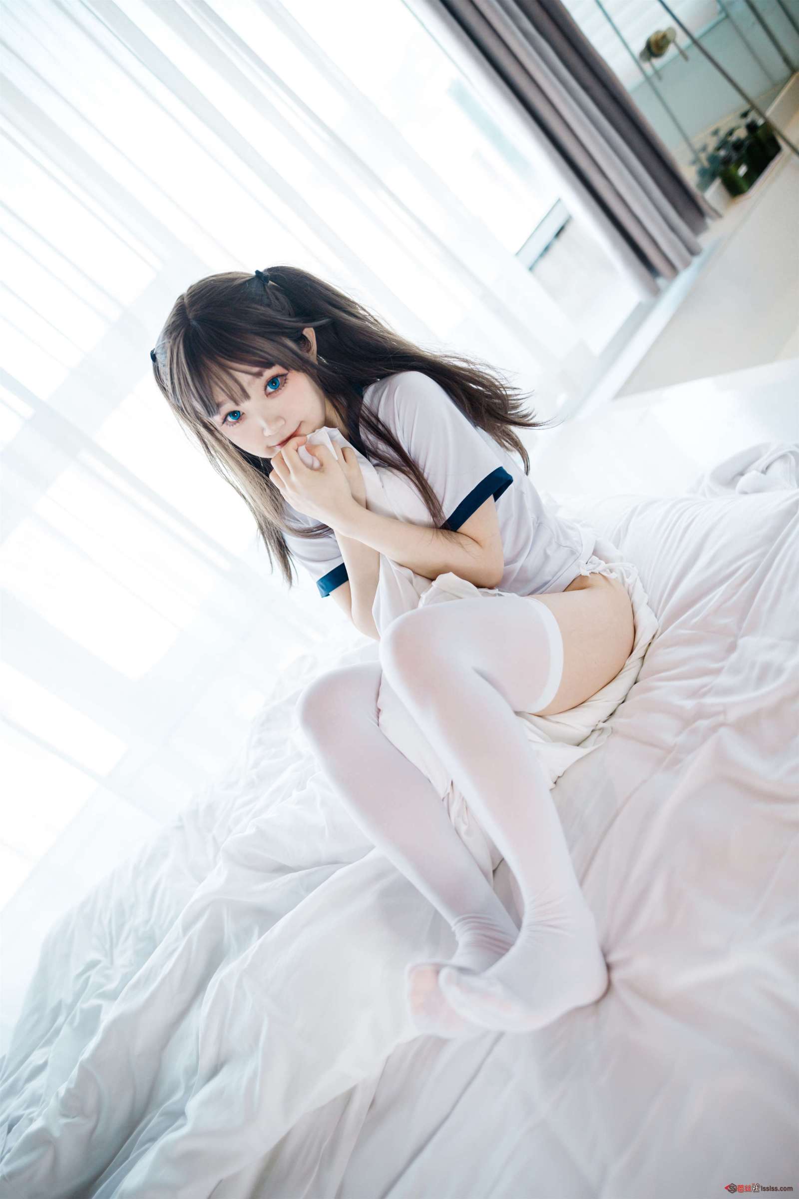 https://www.lss77.com/wp-content/uploads/2024/01/1704637636-357a6fdf7642bf8-1600x2400.jpg