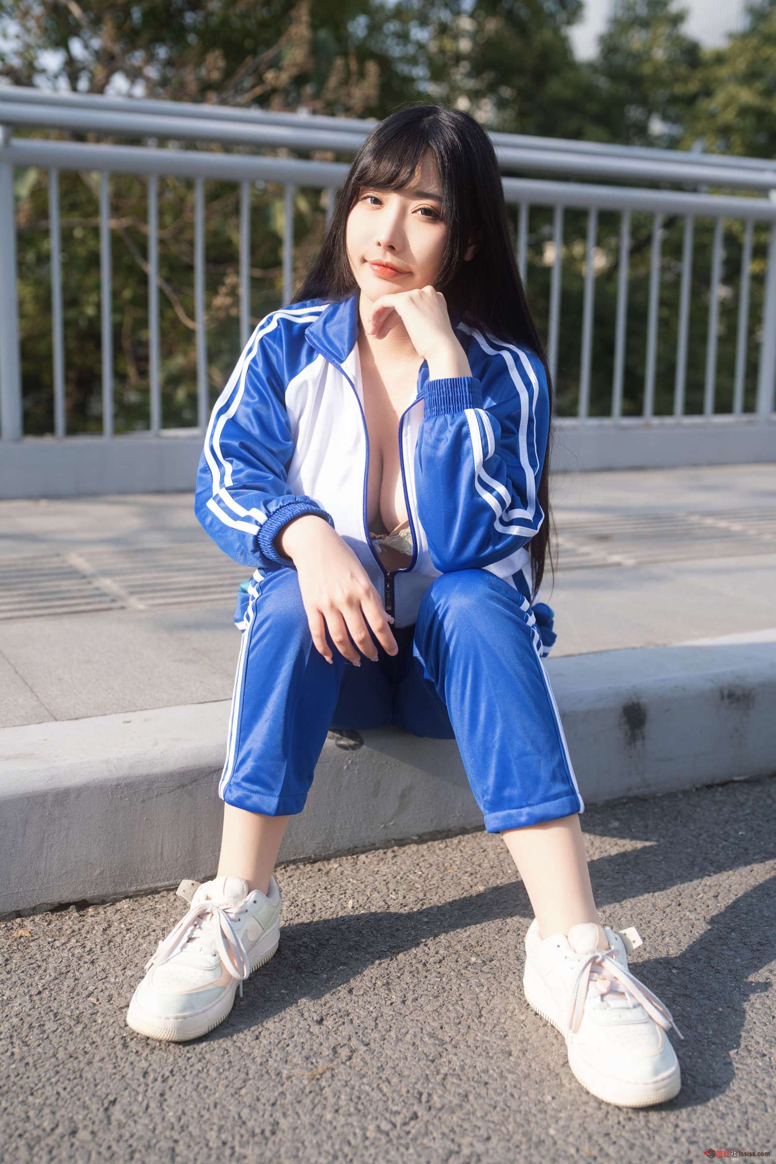 https://www.lss77.com/wp-content/uploads/2024/01/1705576476-839ab46820b524a-1600x2400.jpg