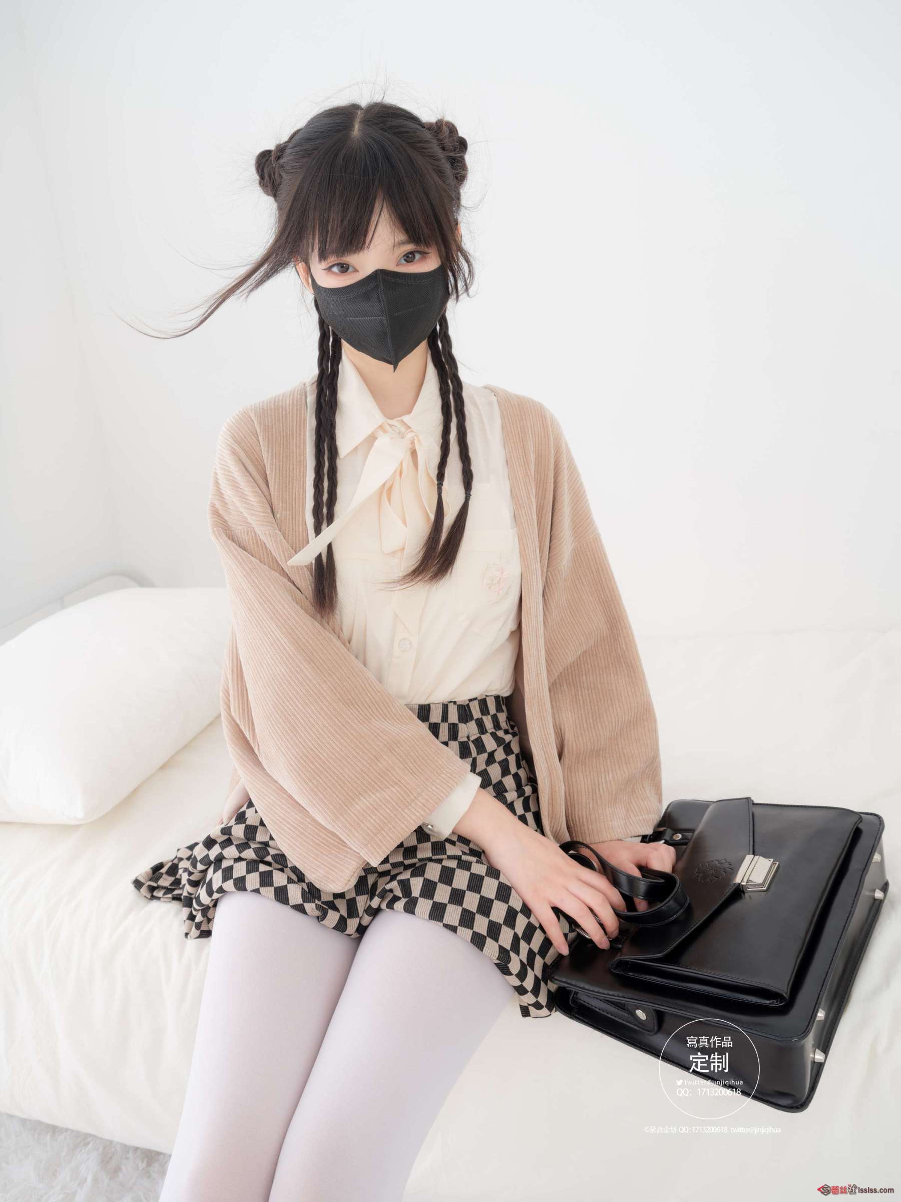 https://www.lss77.com/wp-content/uploads/2024/01/1705945109-e7db56dbec713f0-1800x2400.jpg