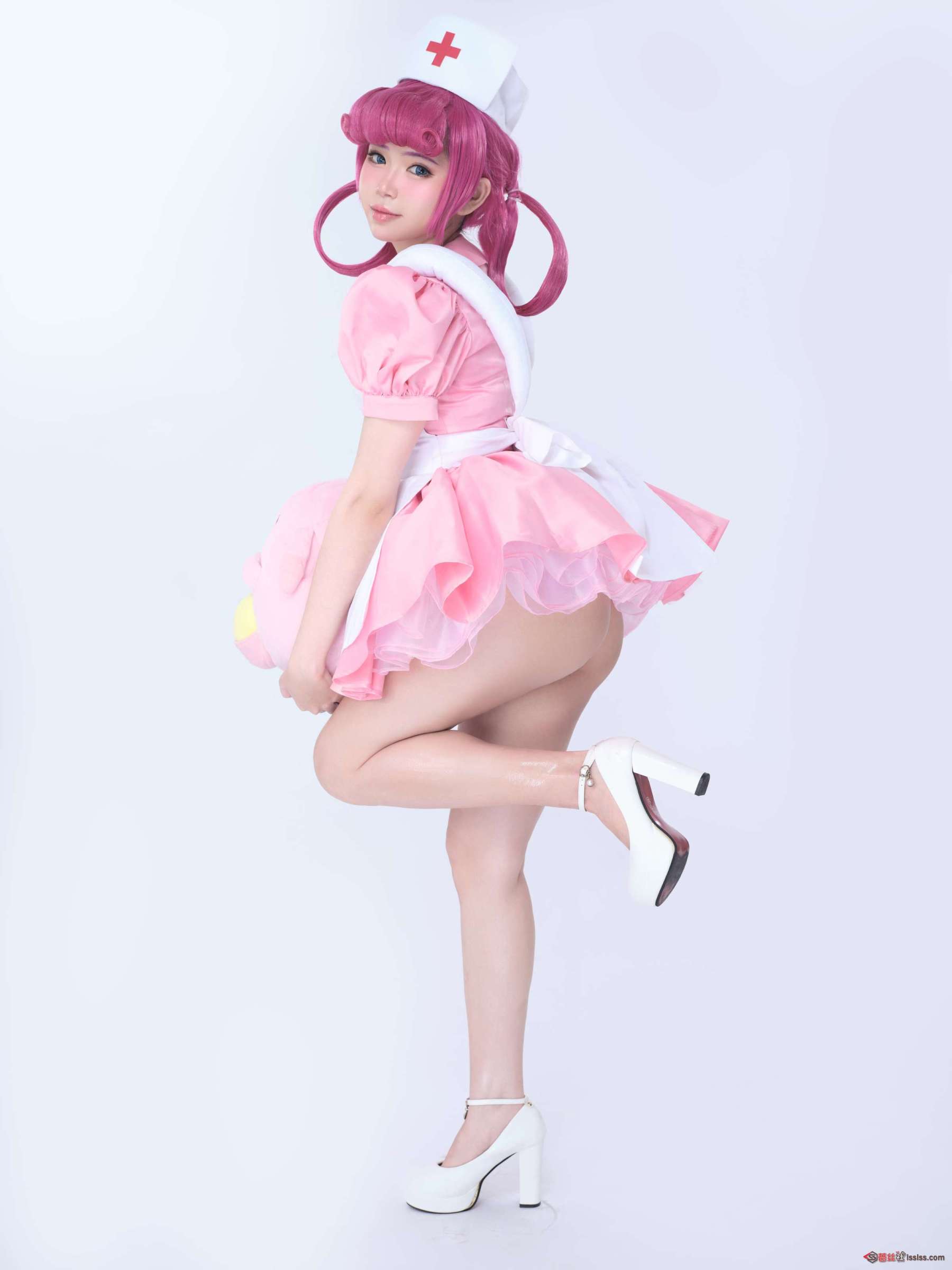 https://www.lss77.com/wp-content/uploads/2024/01/1706283712-fc221309746013a-1800x2400.jpg