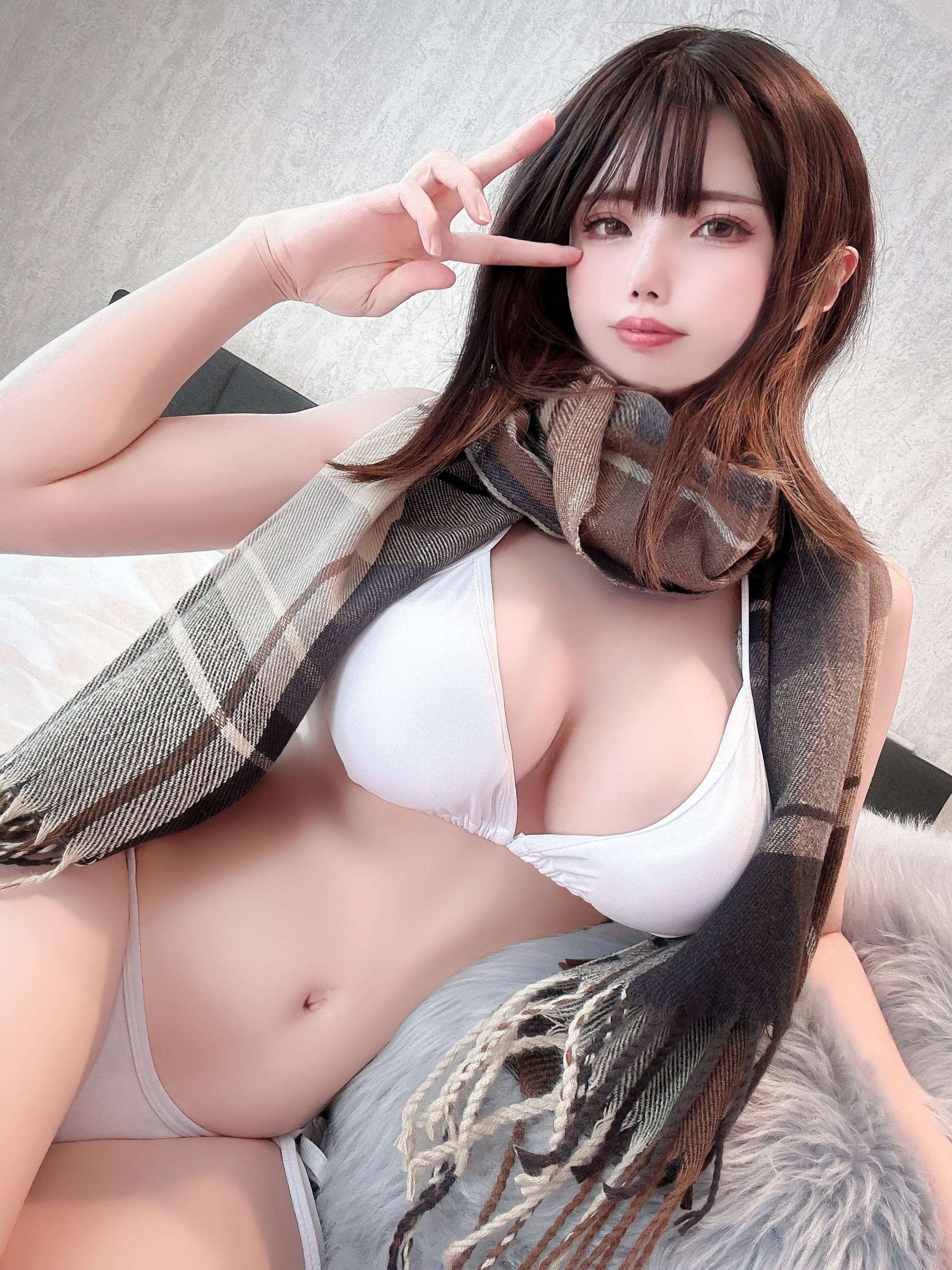 https://www.lss77.com/wp-content/uploads/2024/02/1707390866-877a9ba7a98f75b-1800x2400.jpg