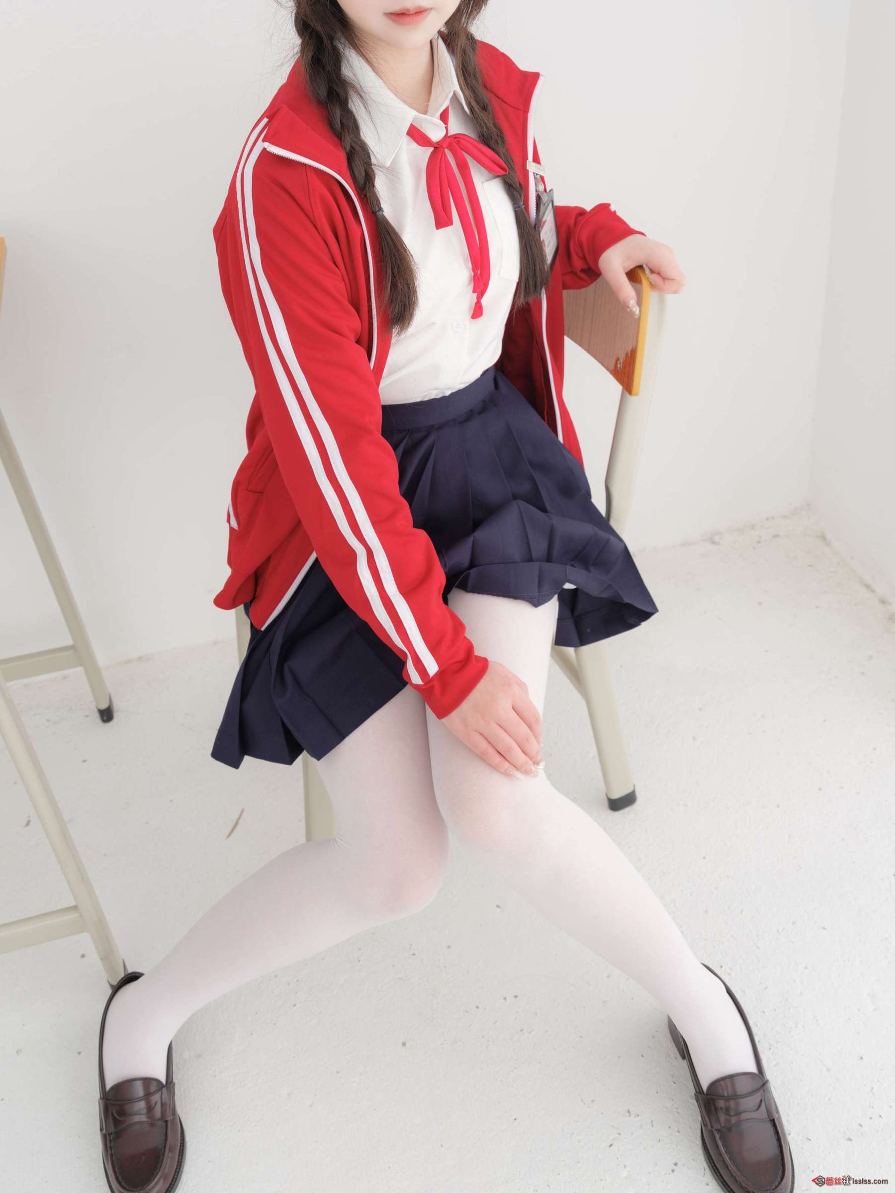 https://www.lss77.com/wp-content/uploads/2024/02/1707626444-57aeee35c982050-1800x2400.jpg