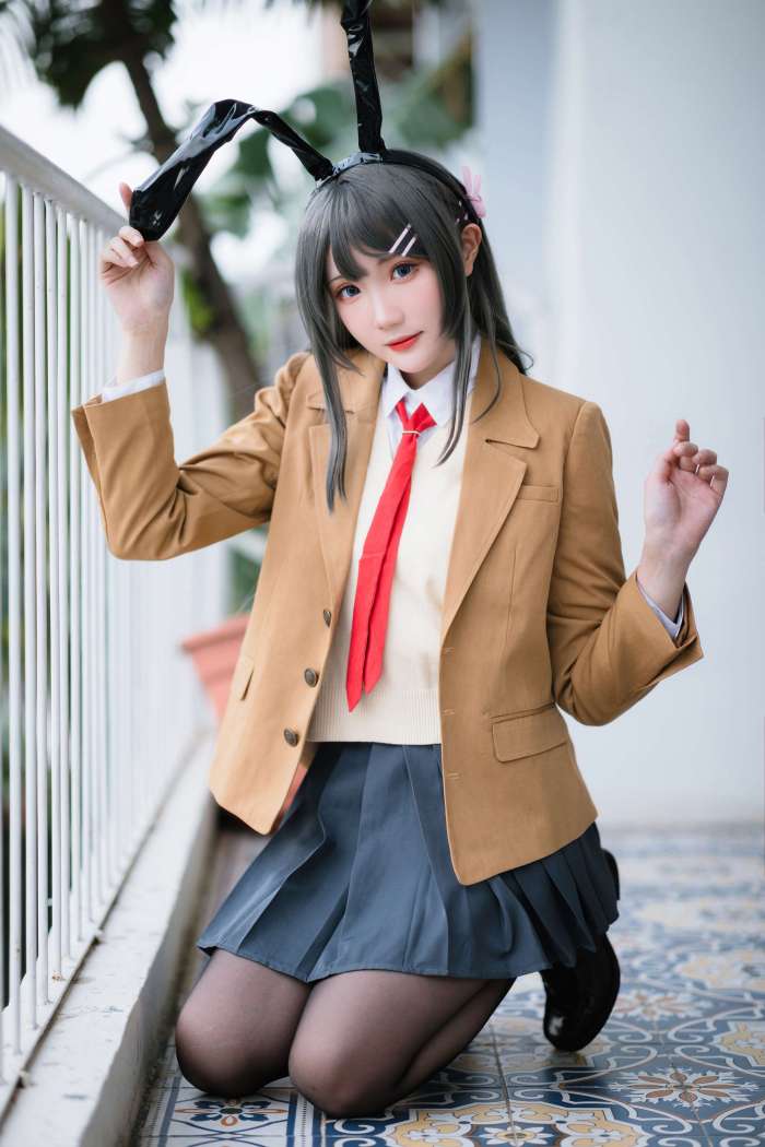 瓜希酱 – 樱岛麻衣 校服 [20P42MB]