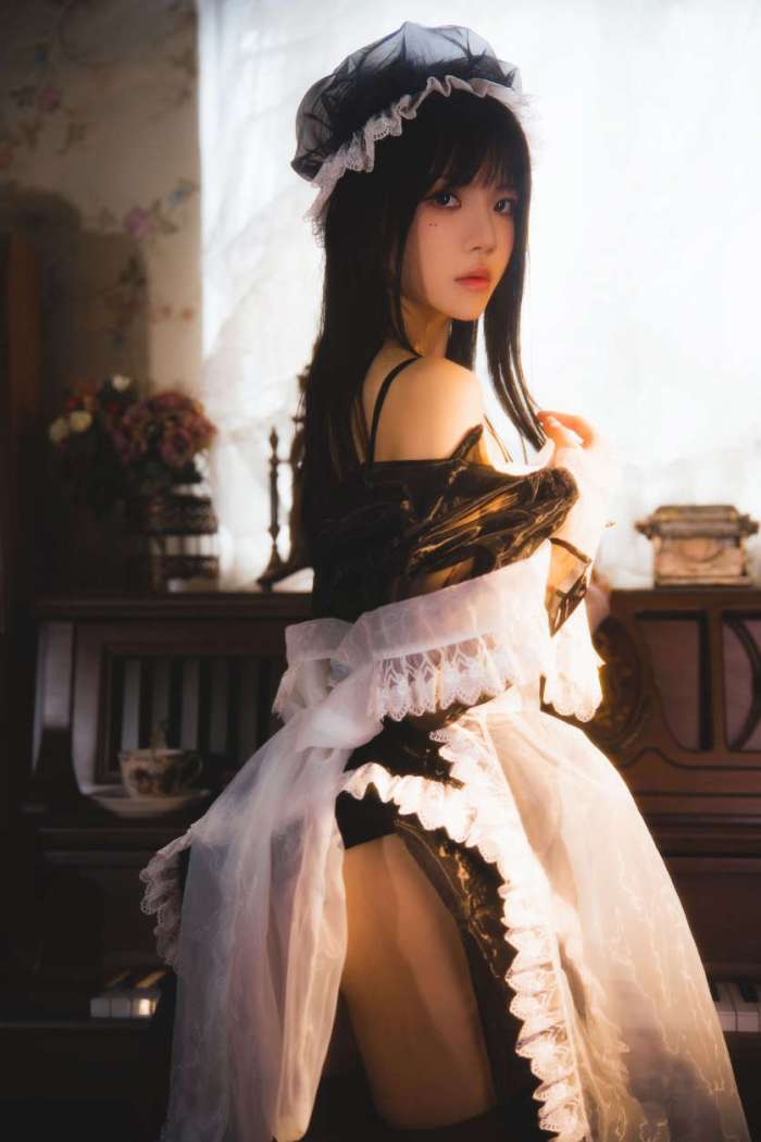桜桃喵 2023年12月 透明女仆 [46P2V391MB]