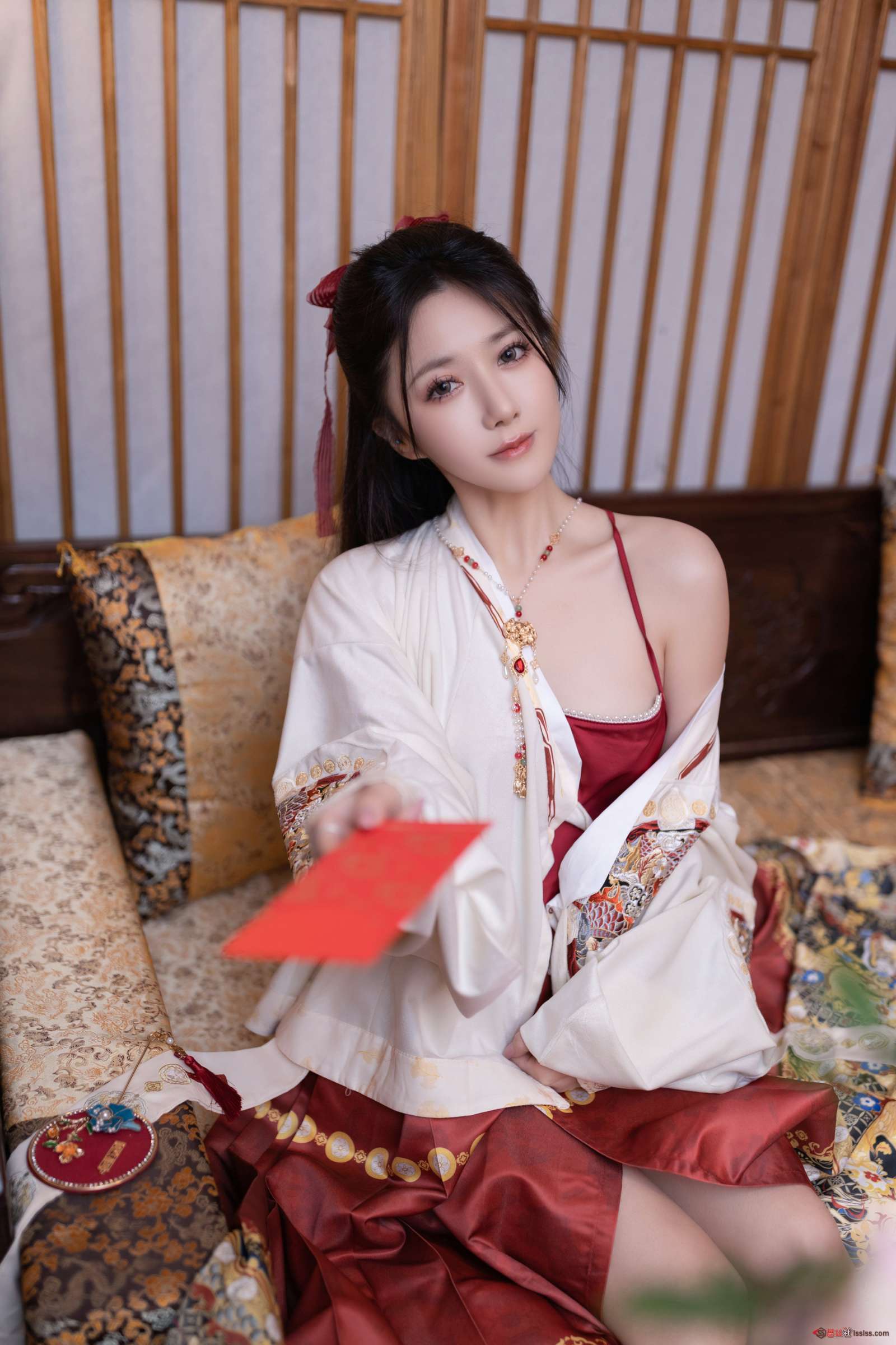 https://www.lss77.com/wp-content/uploads/2024/03/1710349008-25b2822c2f5a323-1600x2400.jpg