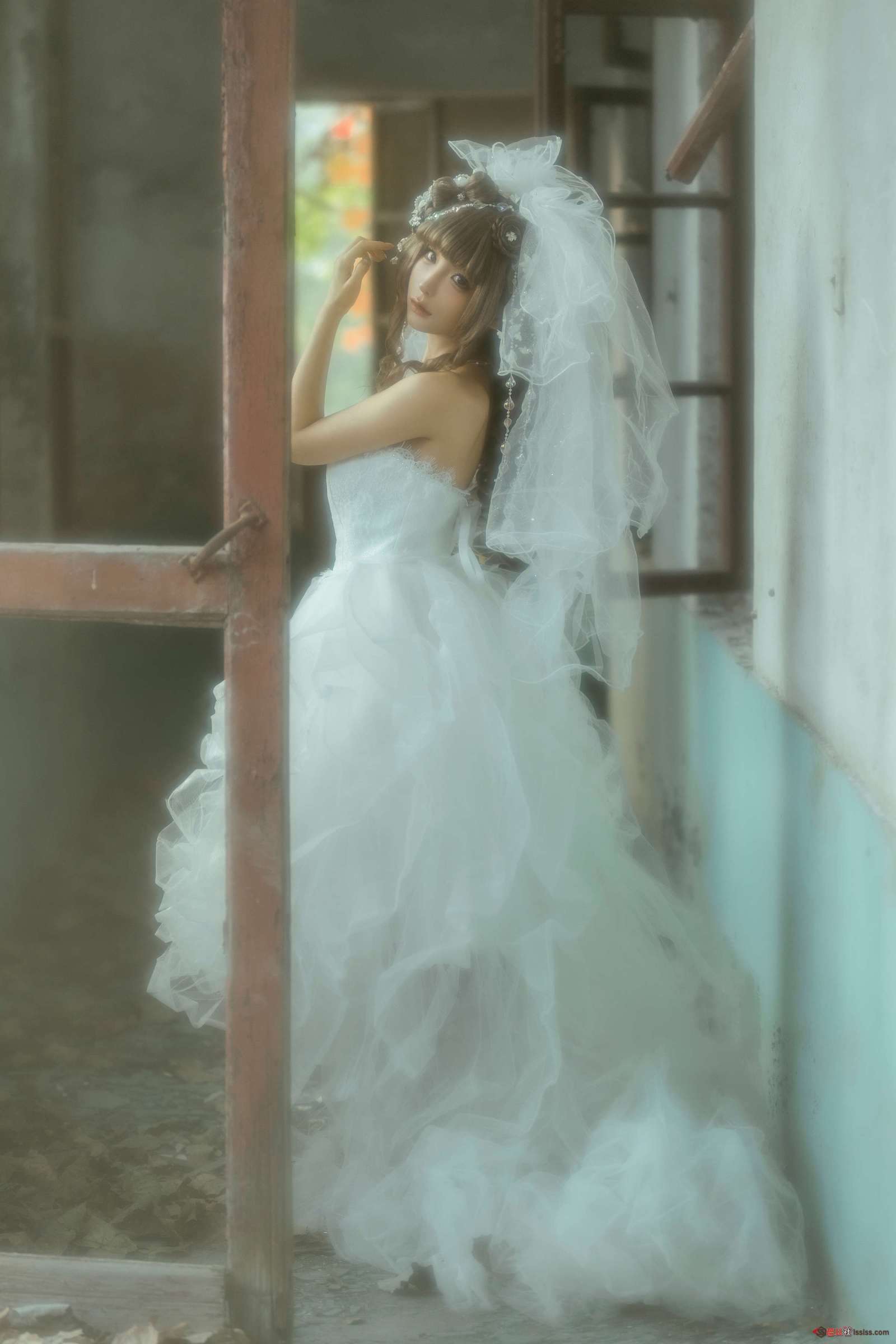 https://www.lss77.com/wp-content/uploads/2024/03/1710436939-2f55707d4193dc2-1600x2400.jpg