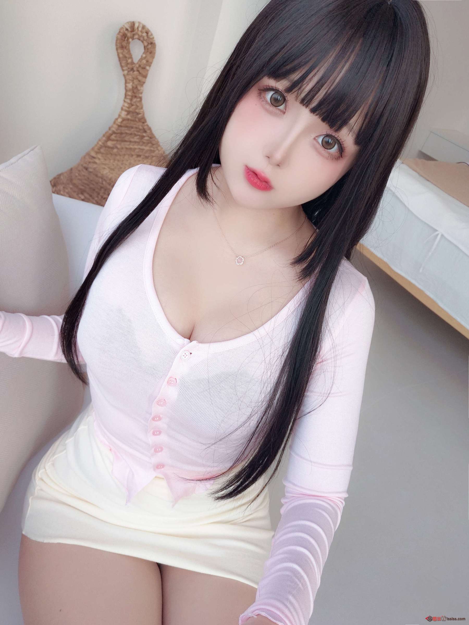 https://www.lss77.com/wp-content/uploads/2024/03/1711822201-f74909ace68e518-1800x2400.jpg
